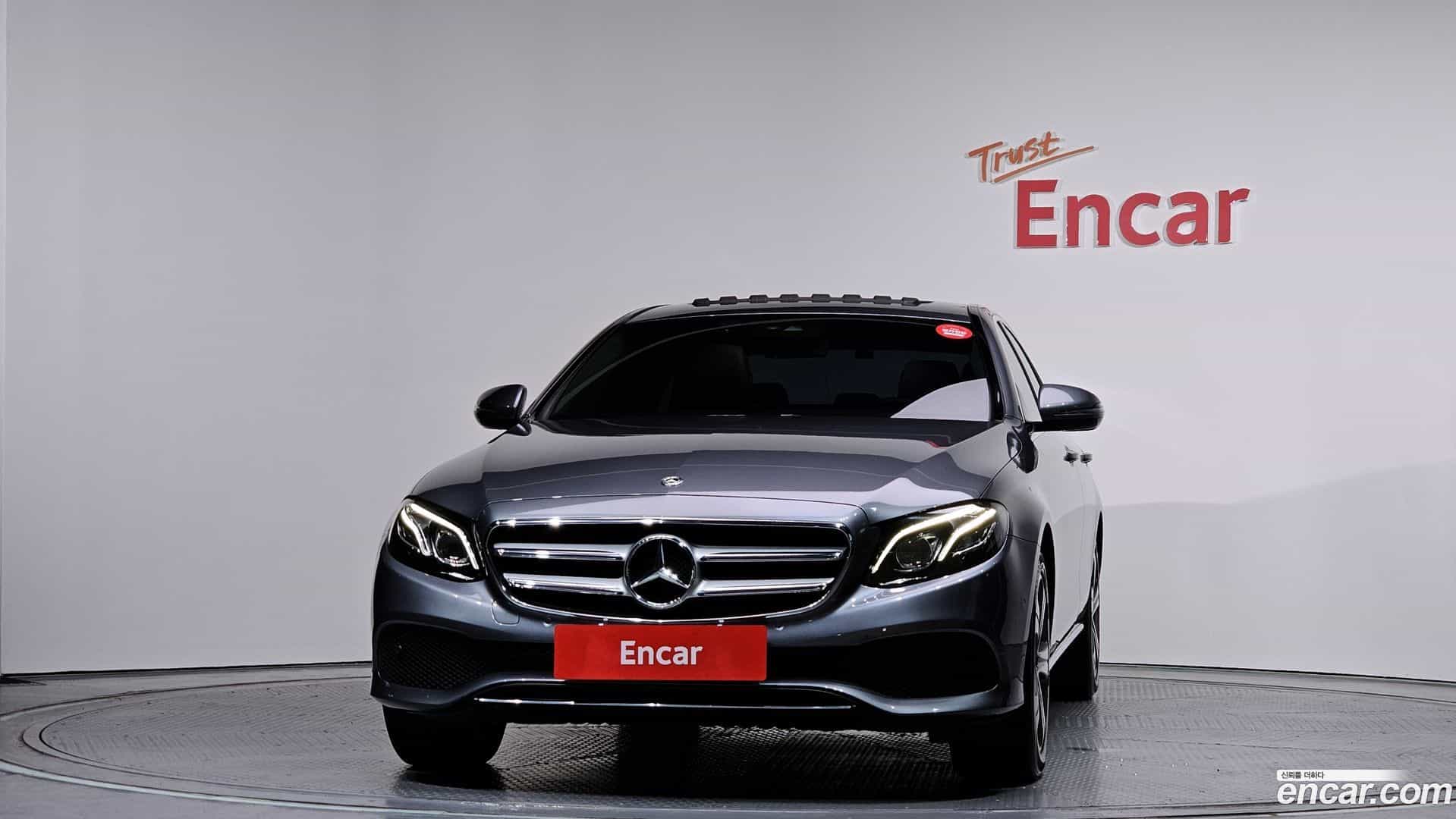 E-Class Mercedes-Benz 2018.11-OUTER-003