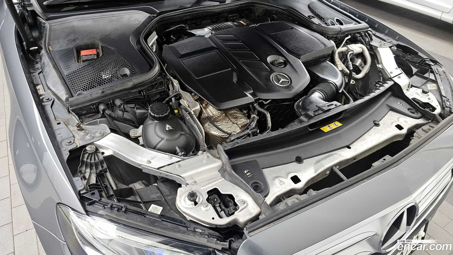 E-Class Mercedes-Benz 2018.11-INNER-006