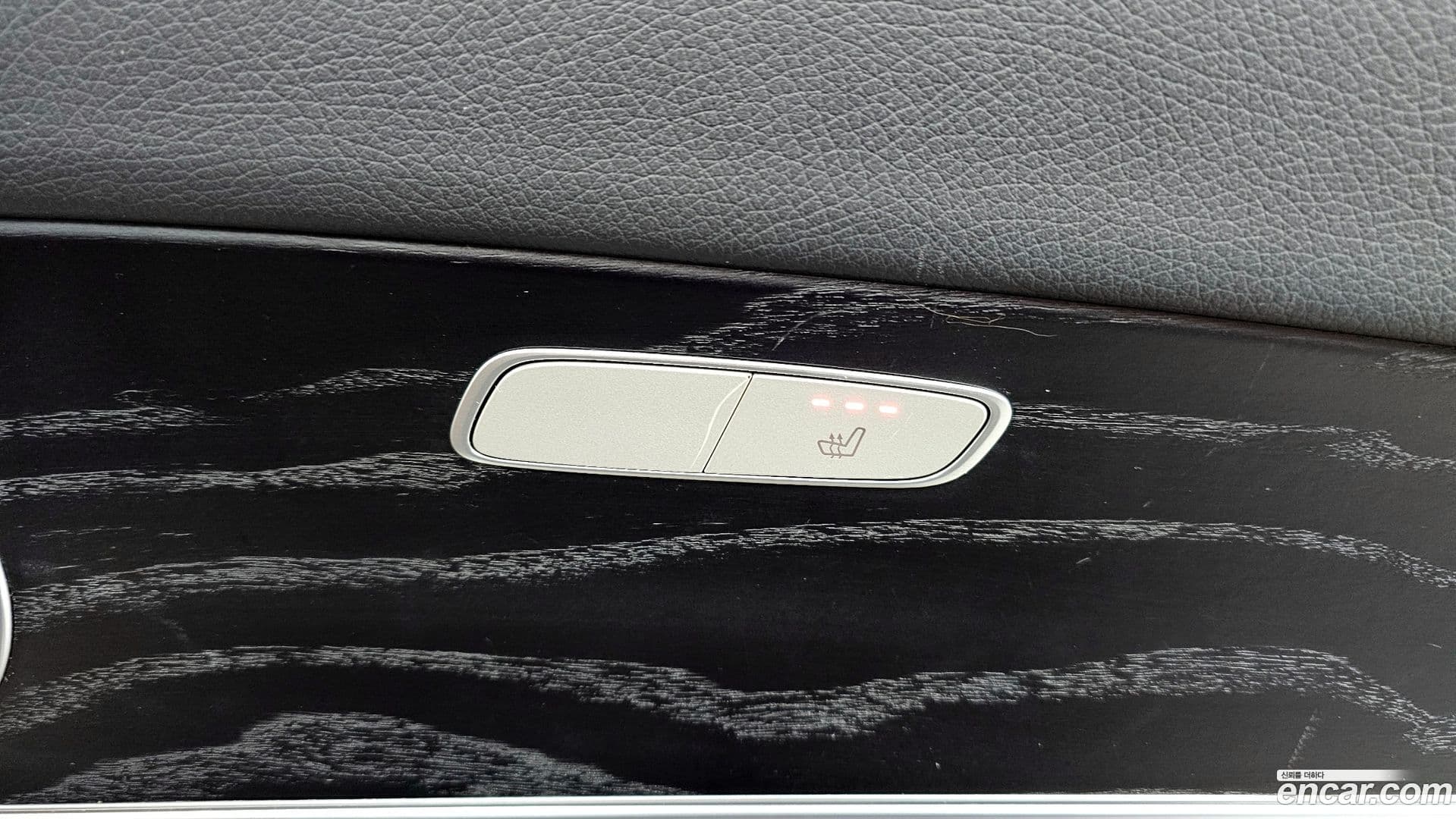 Main__Slider__Photo:E-Class Mercedes-Benz 2018.11-18