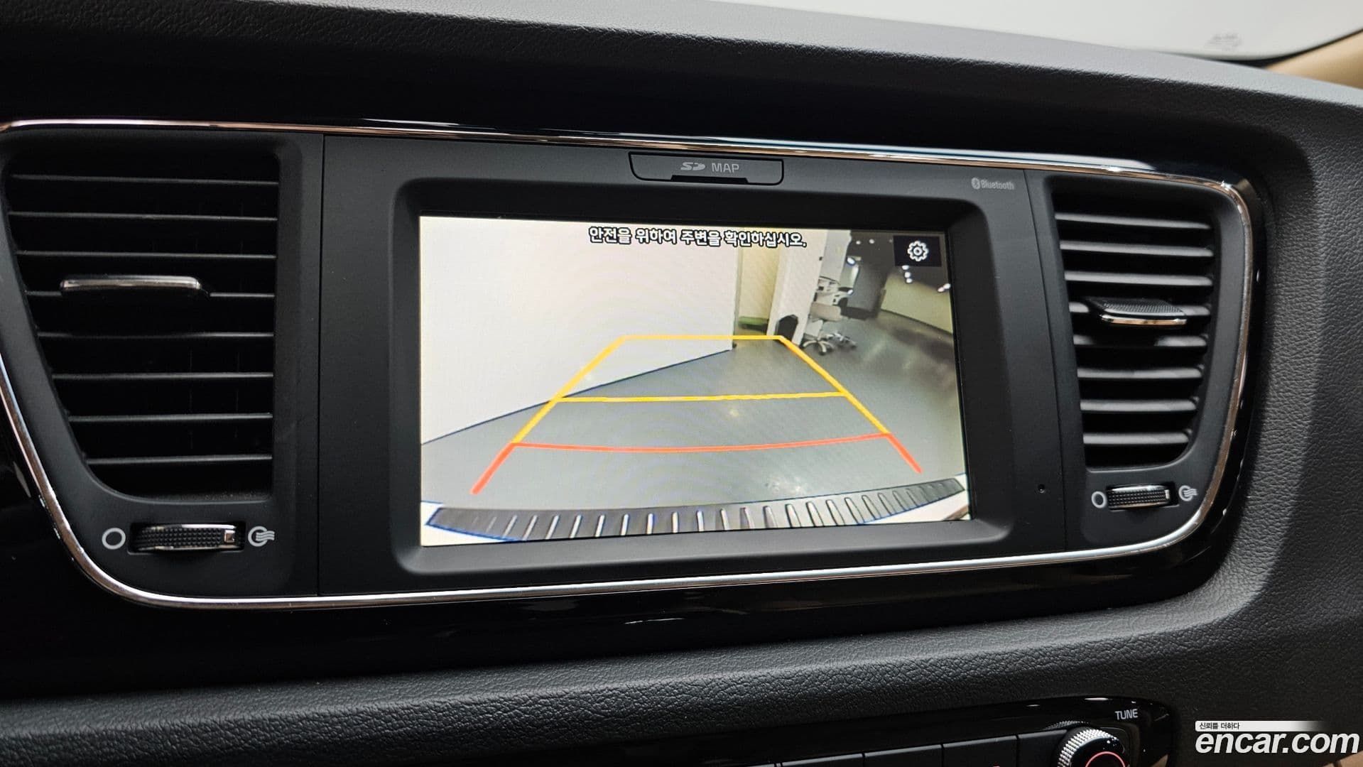 Main__Slider__Photo:Canival Kia 2019.0-14