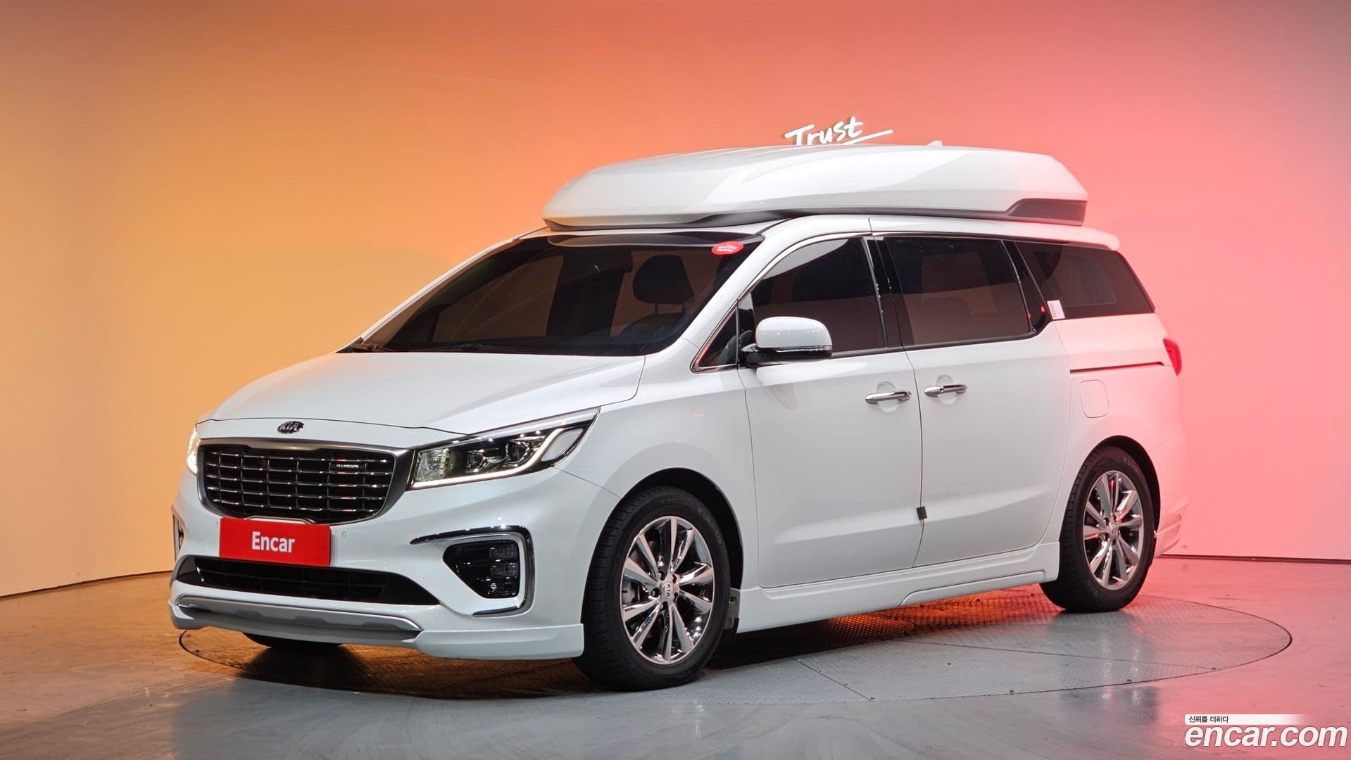 Main__Slider__Photo:Canival Kia 2019.0-0