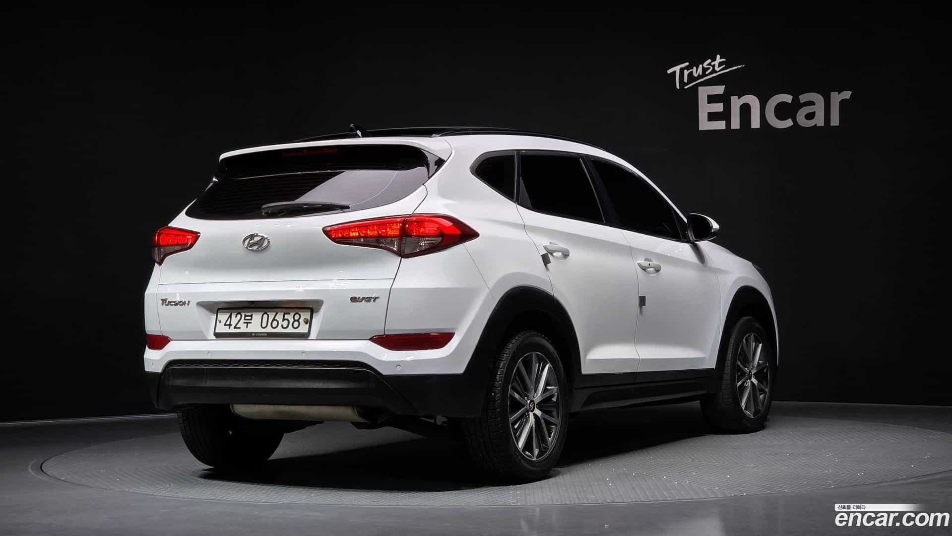 Tucson Hyundai 2015.11-OUTER-002