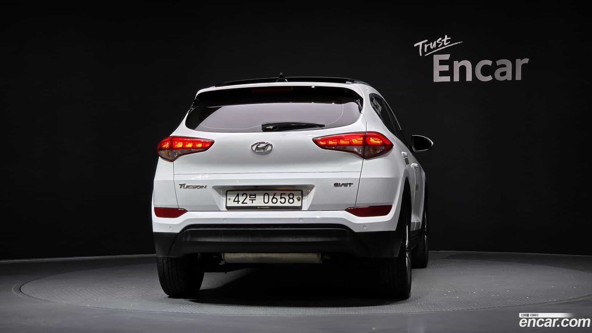 Tucson Hyundai 2015.11-OUTER-004