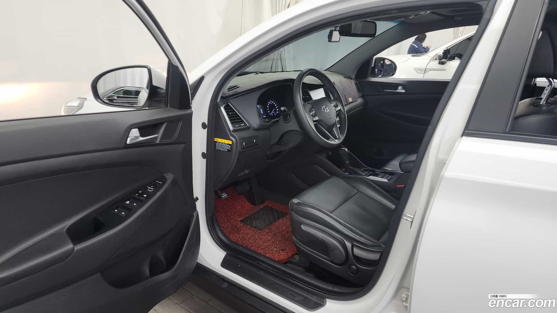 Tucson Hyundai 2015.11-INNER-010