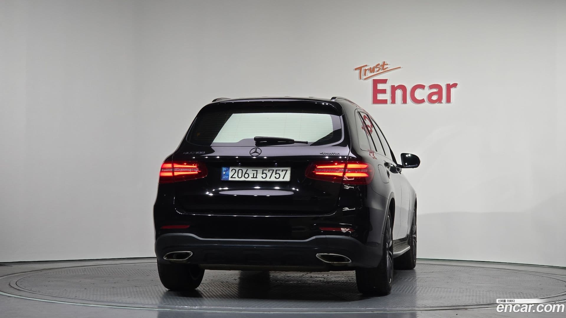 Main__Slider__Photo:GLC-Class Mercedes-Benz 2019.10-3