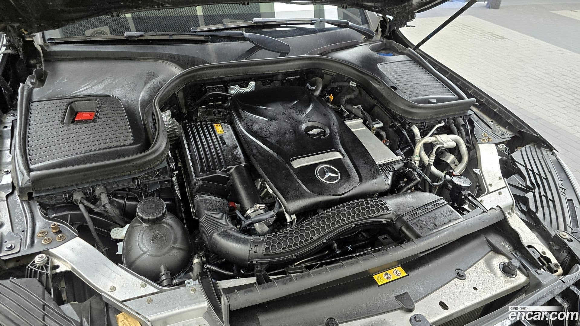 Main__Slider__Photo:GLC-Class Mercedes-Benz 2019.10-5