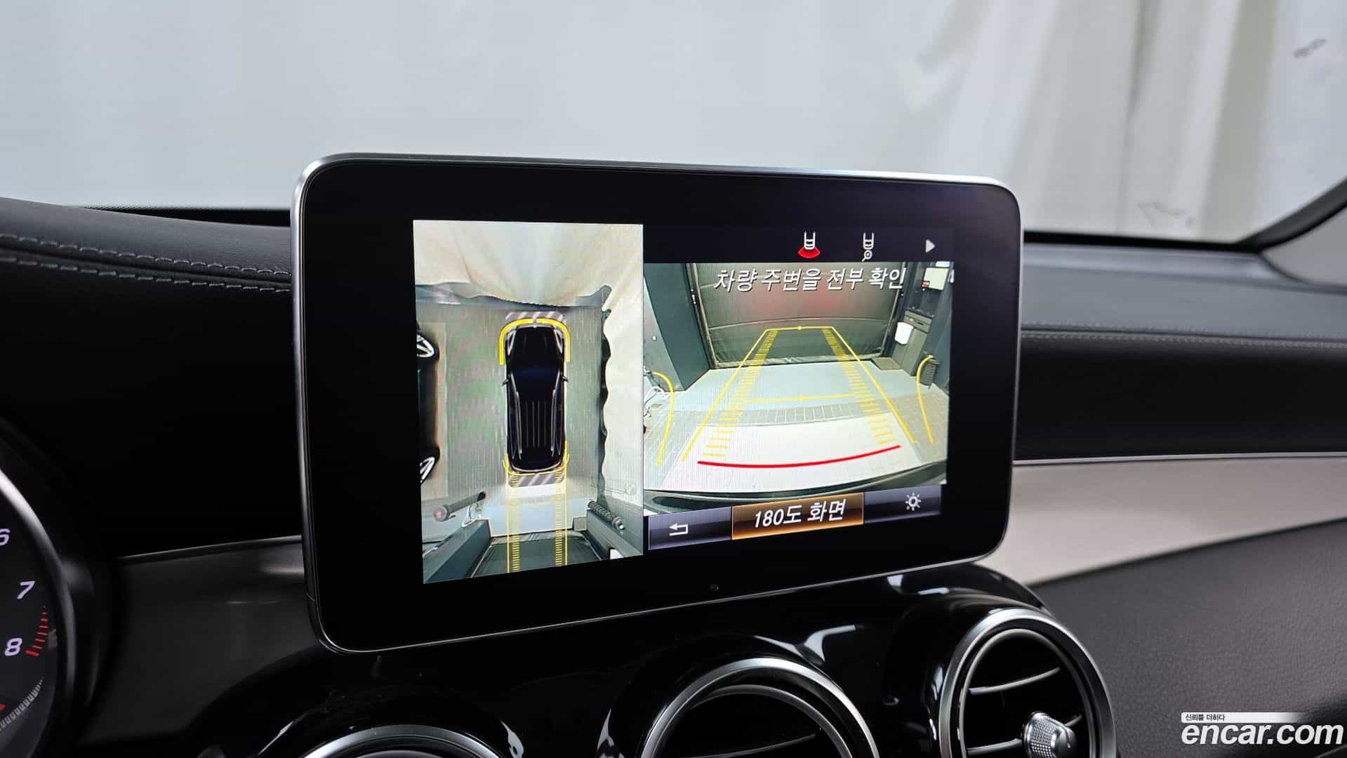 GLC-Class Mercedes-Benz 2019.10-OPTION-019