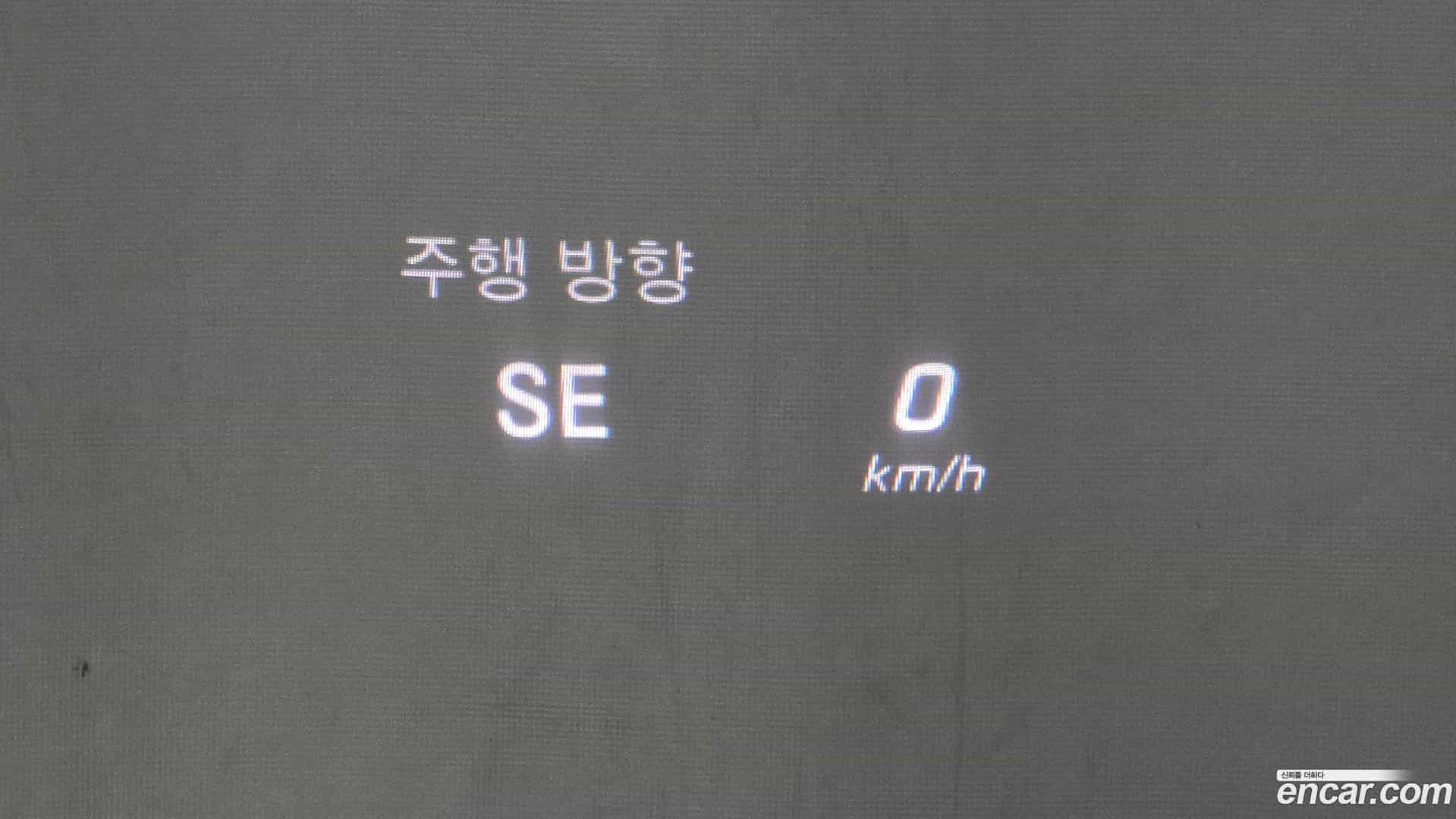 GLC-Class Mercedes-Benz 2019.10-OPTION-021