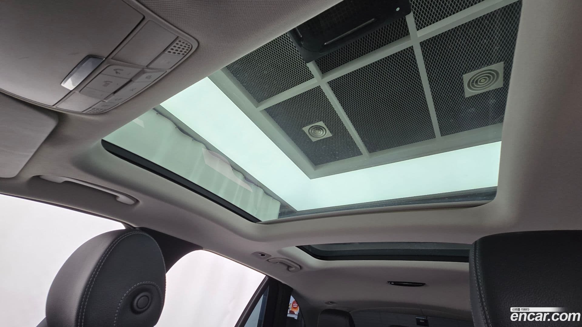 Main__Slider__Photo:GLC-Class Mercedes-Benz 2019.10-17