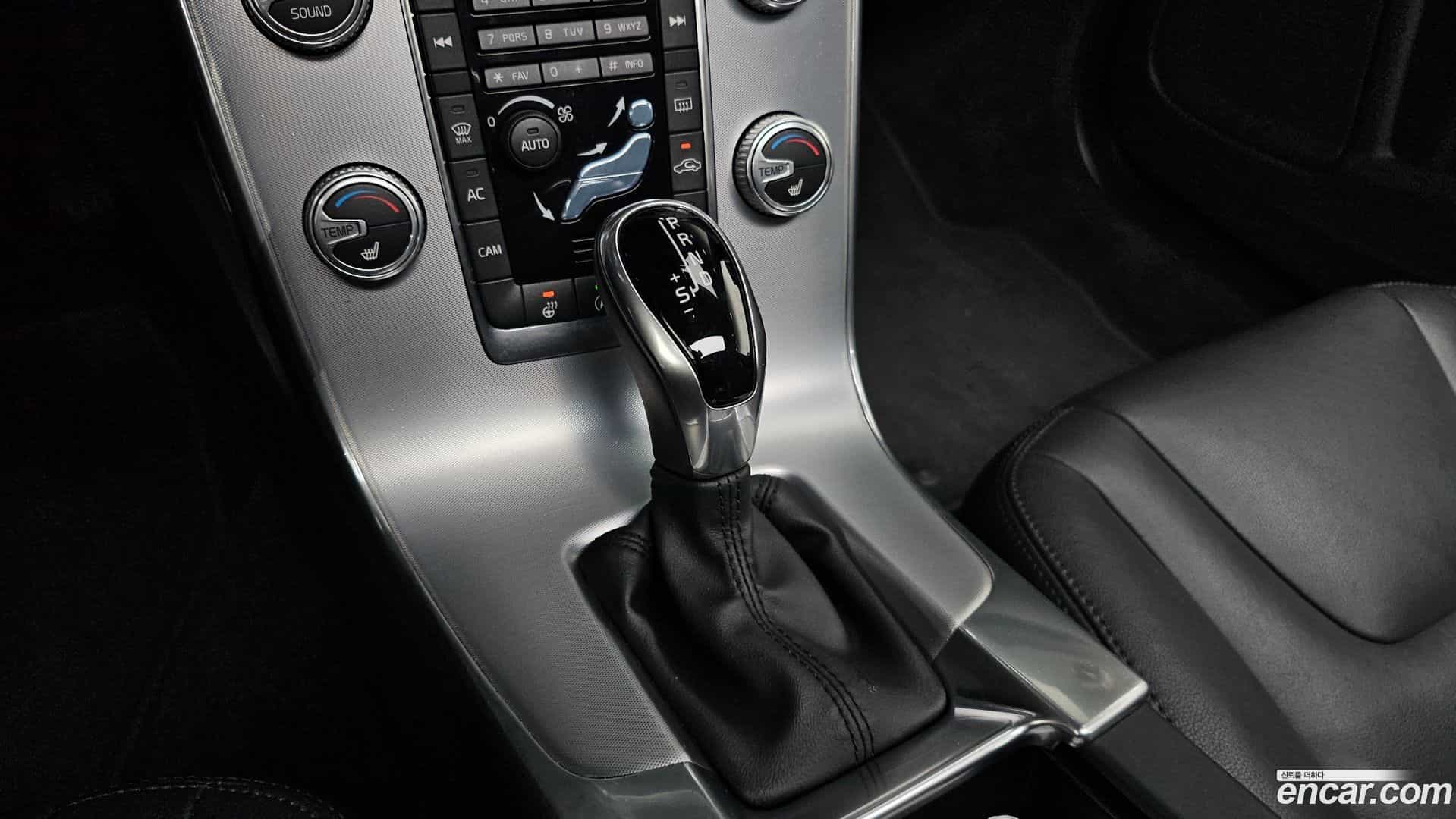 S60 Volvo 2017.6-INNER-009