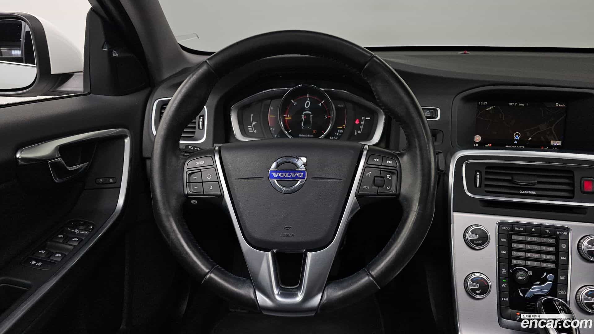 S60 Volvo 2017.6-OPTION-017