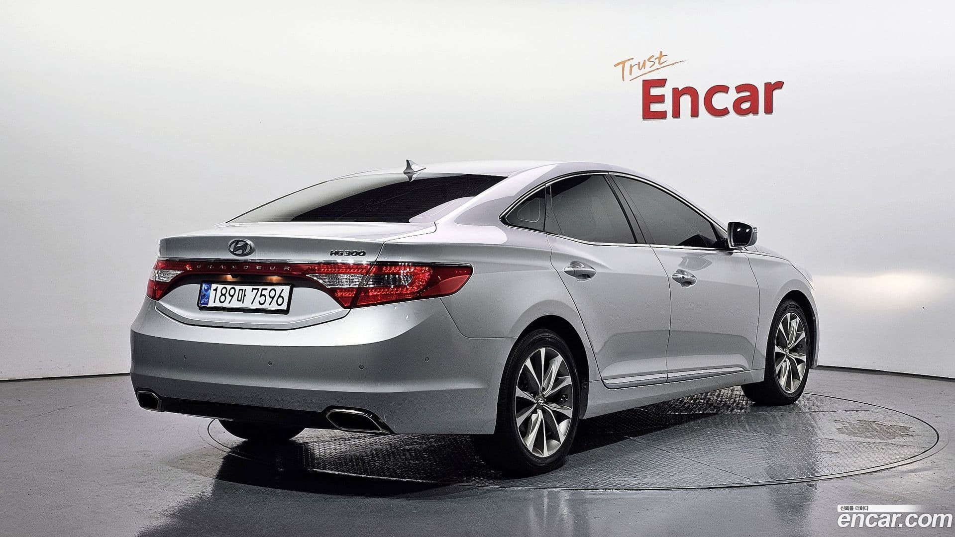 Main__Slider__Photo:Grandeur Hyundai 2015.9-1