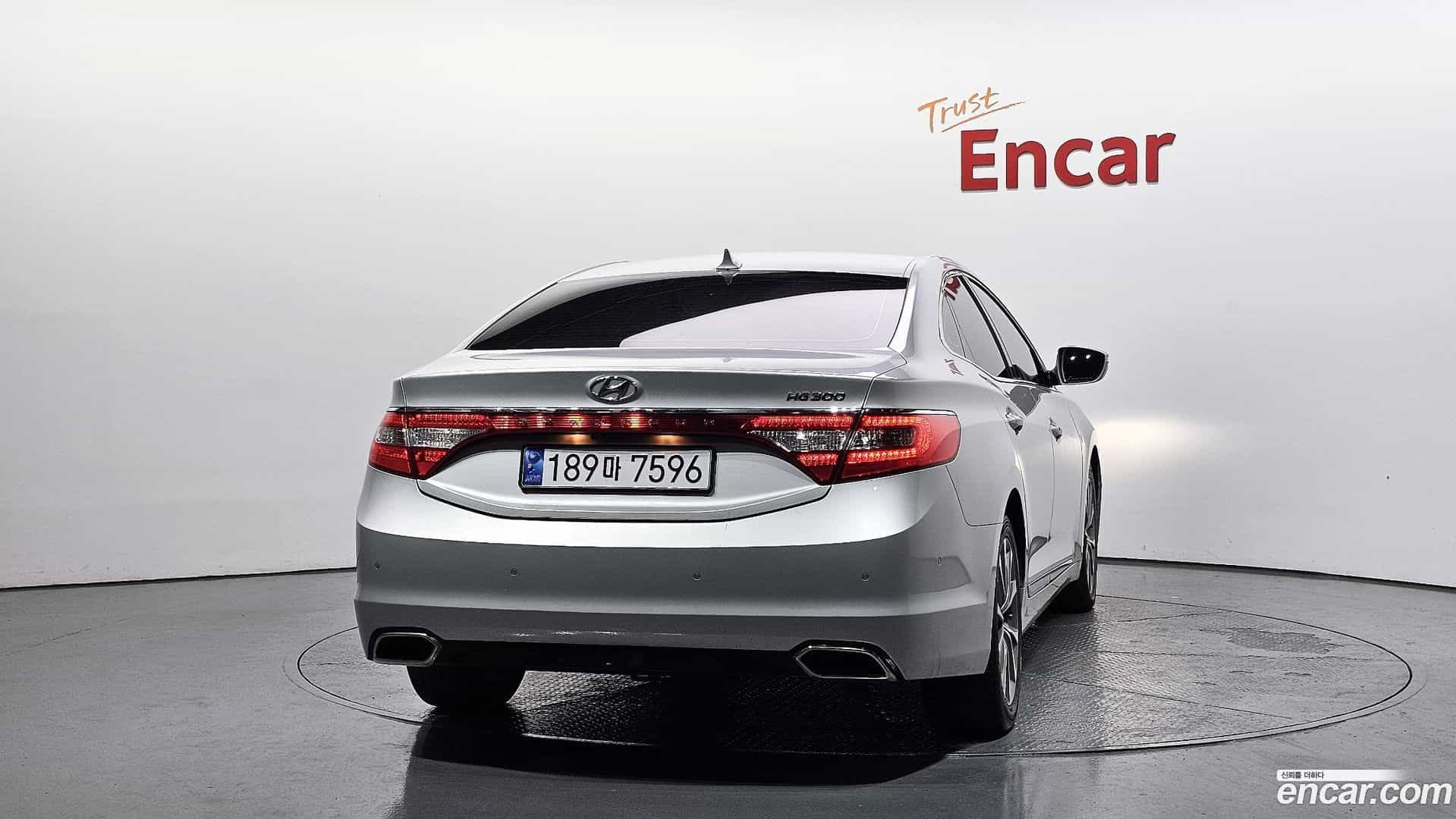 Grandeur Hyundai 2015.9-OUTER-004