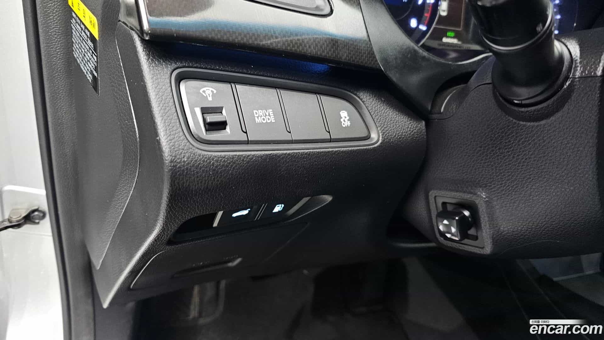 Grandeur Hyundai 2015.9-OPTION-018