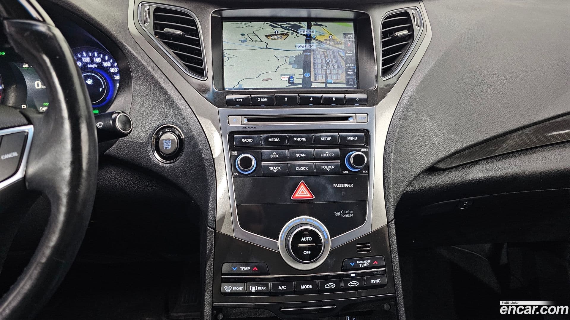 Main__Slider__Photo:Grandeur Hyundai 2015.9-16