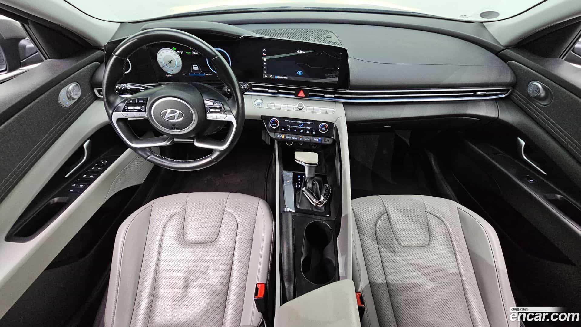 AVANTE Hyundai 2020.10-INNER-007