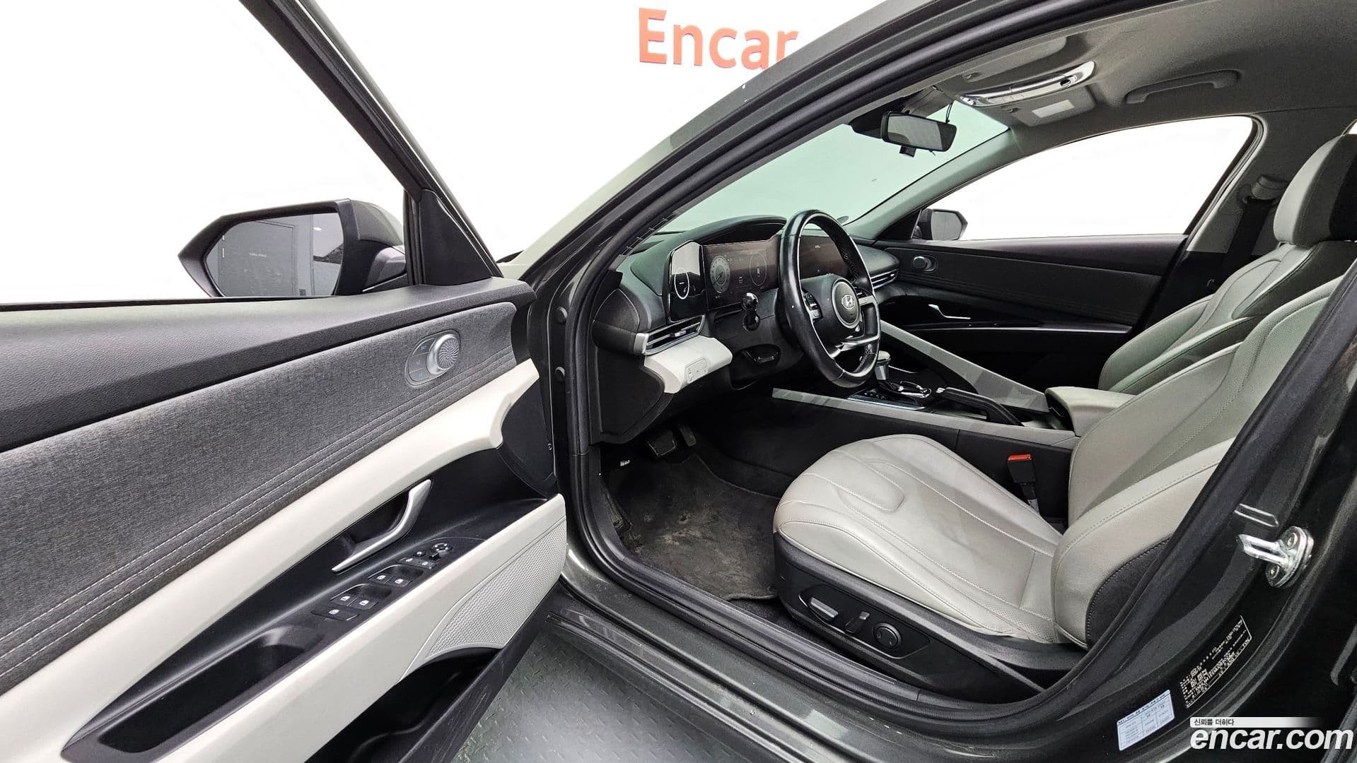 Main__Slider__Photo:AVANTE Hyundai 2020.10-9