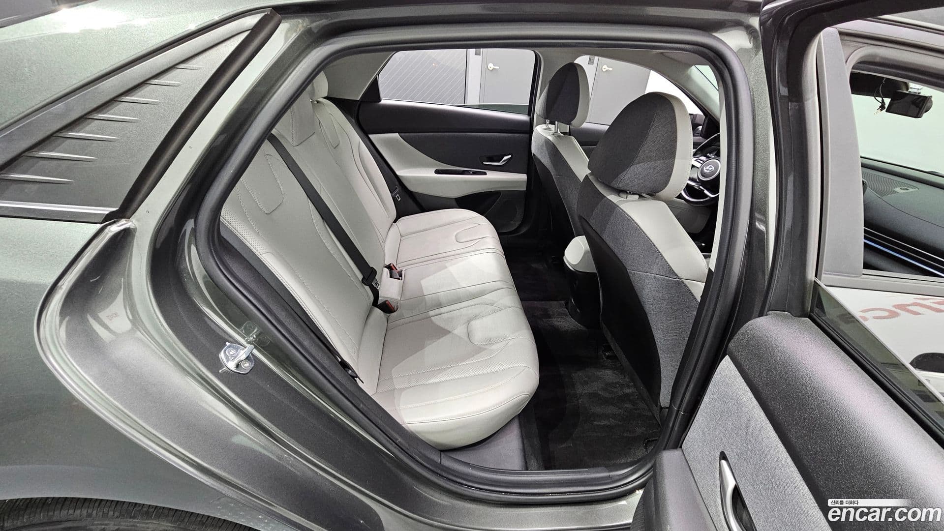 Main__Slider__Photo:AVANTE Hyundai 2020.10-11