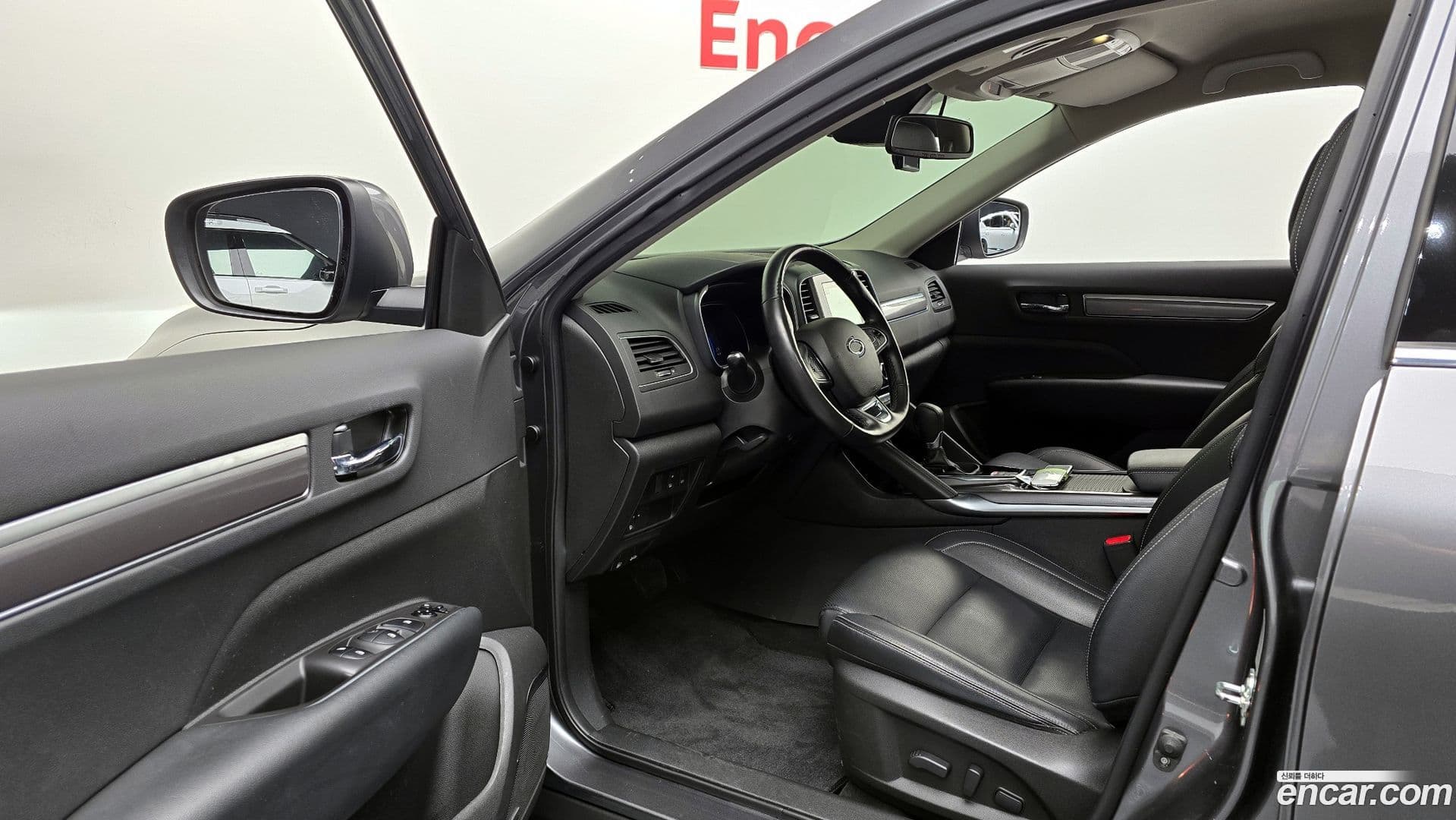 Main__Slider__Photo:QM6 Renault Korea 2019.11-10