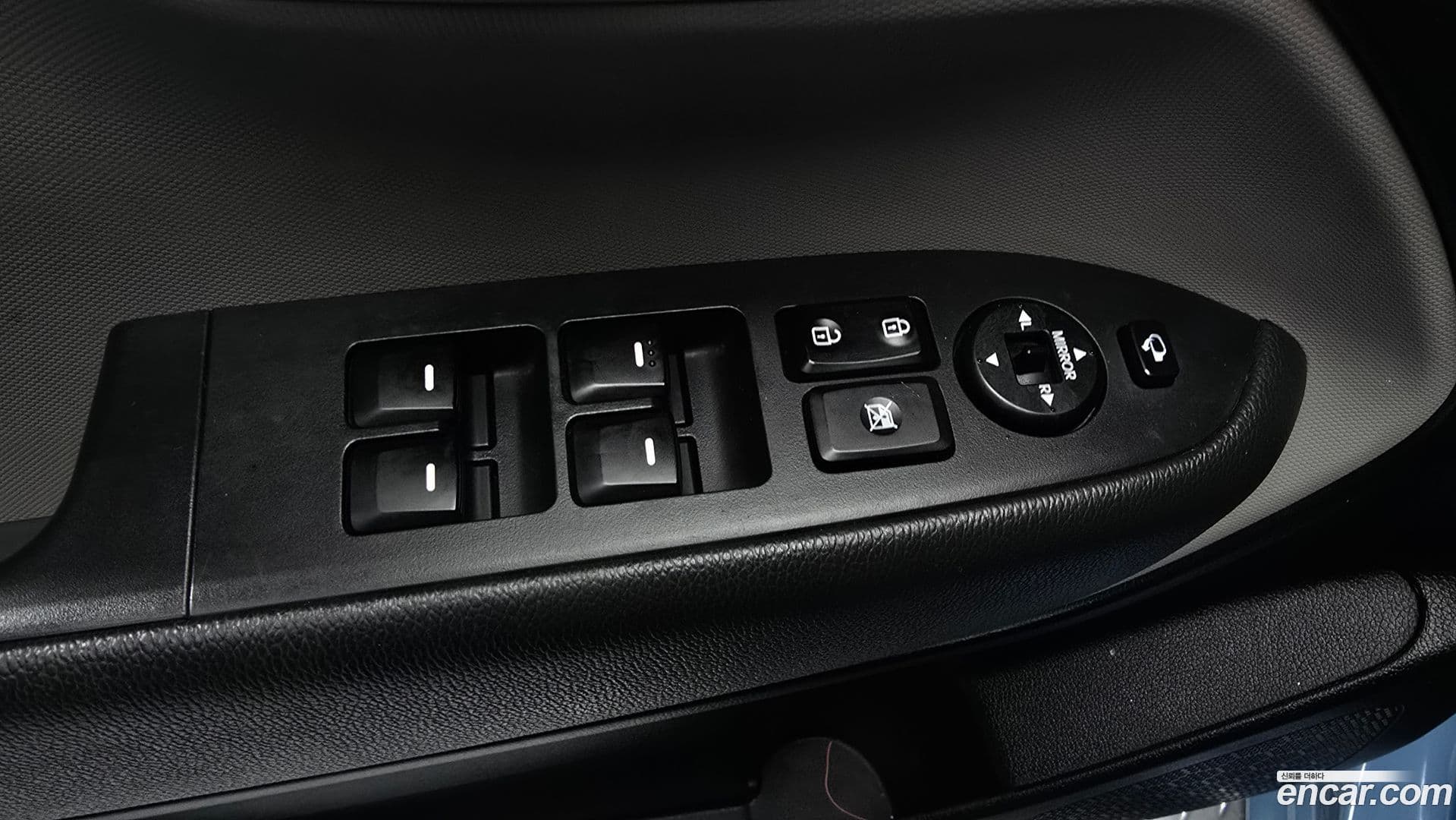 Main__Slider__Photo:RAY Kia 2015.4-16