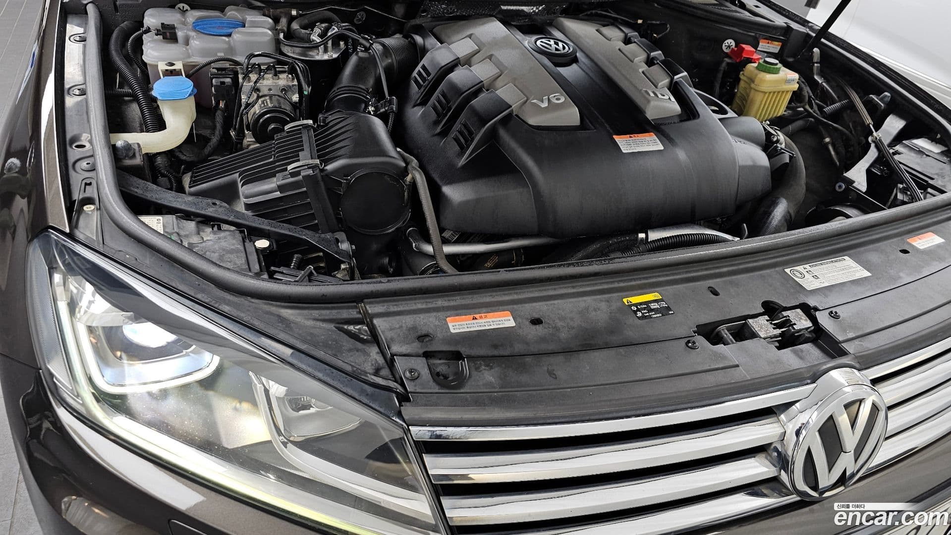 Main__Slider__Photo:Touareg Volkswagen 2015.10-5