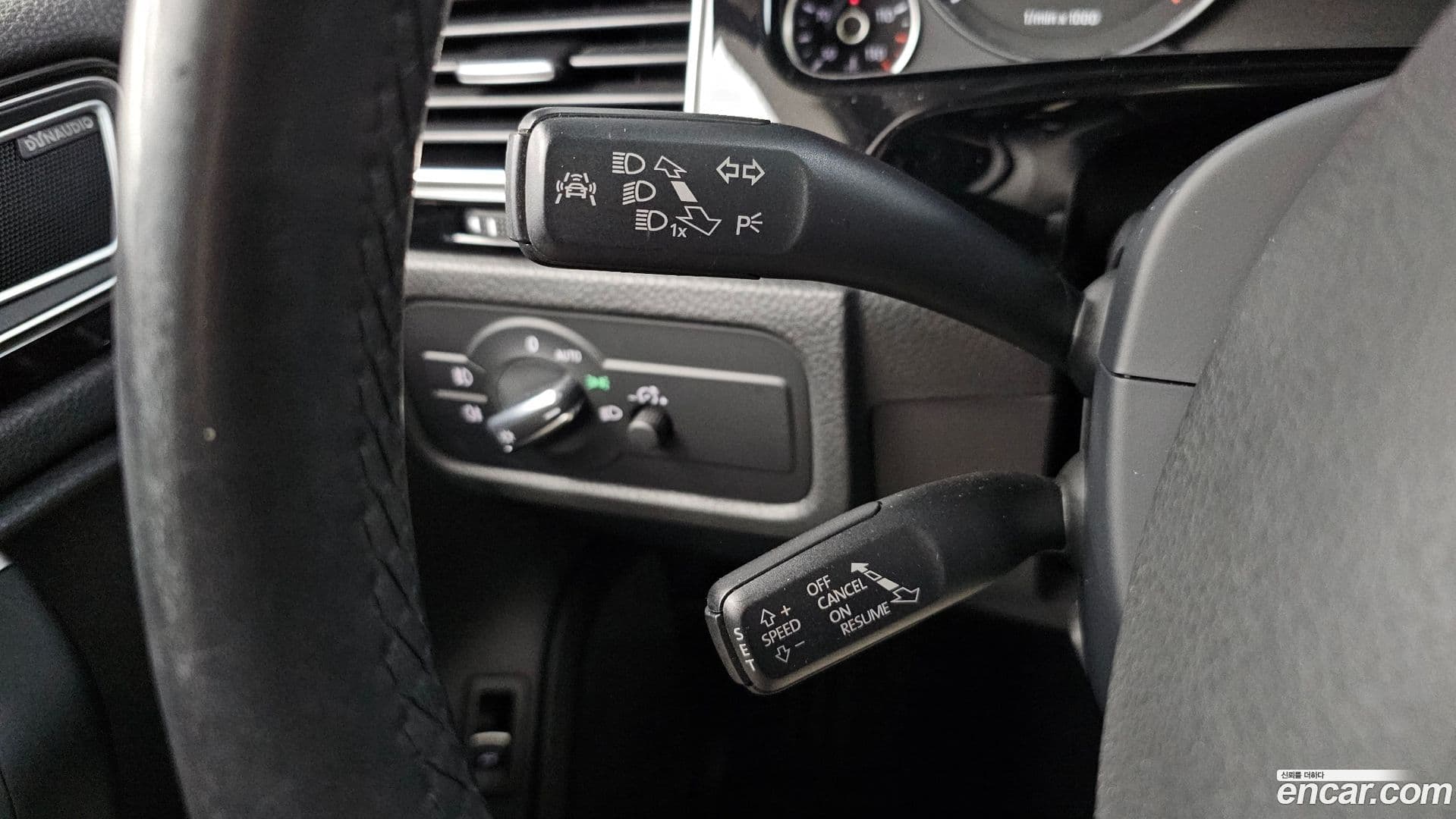 Main__Slider__Photo:Touareg Volkswagen 2015.10-13