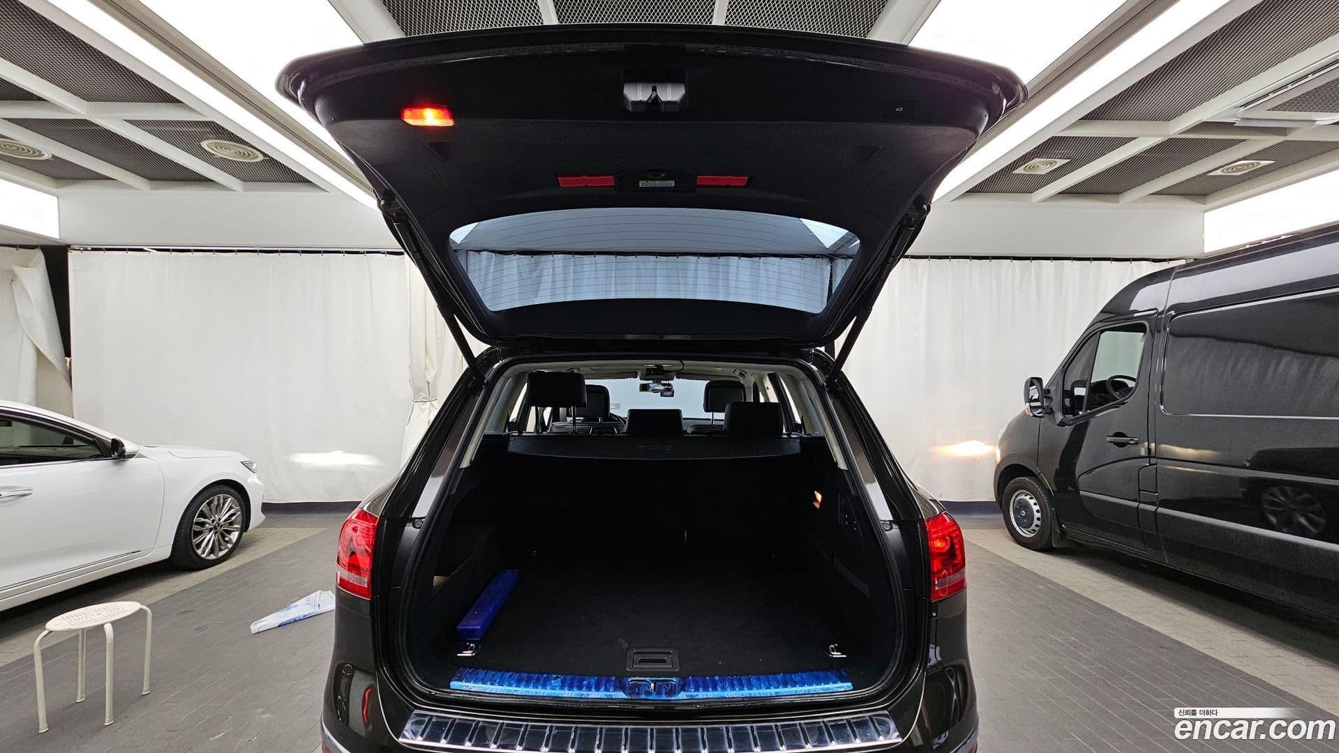 Main__Slider__Photo:Touareg Volkswagen 2015.10-19