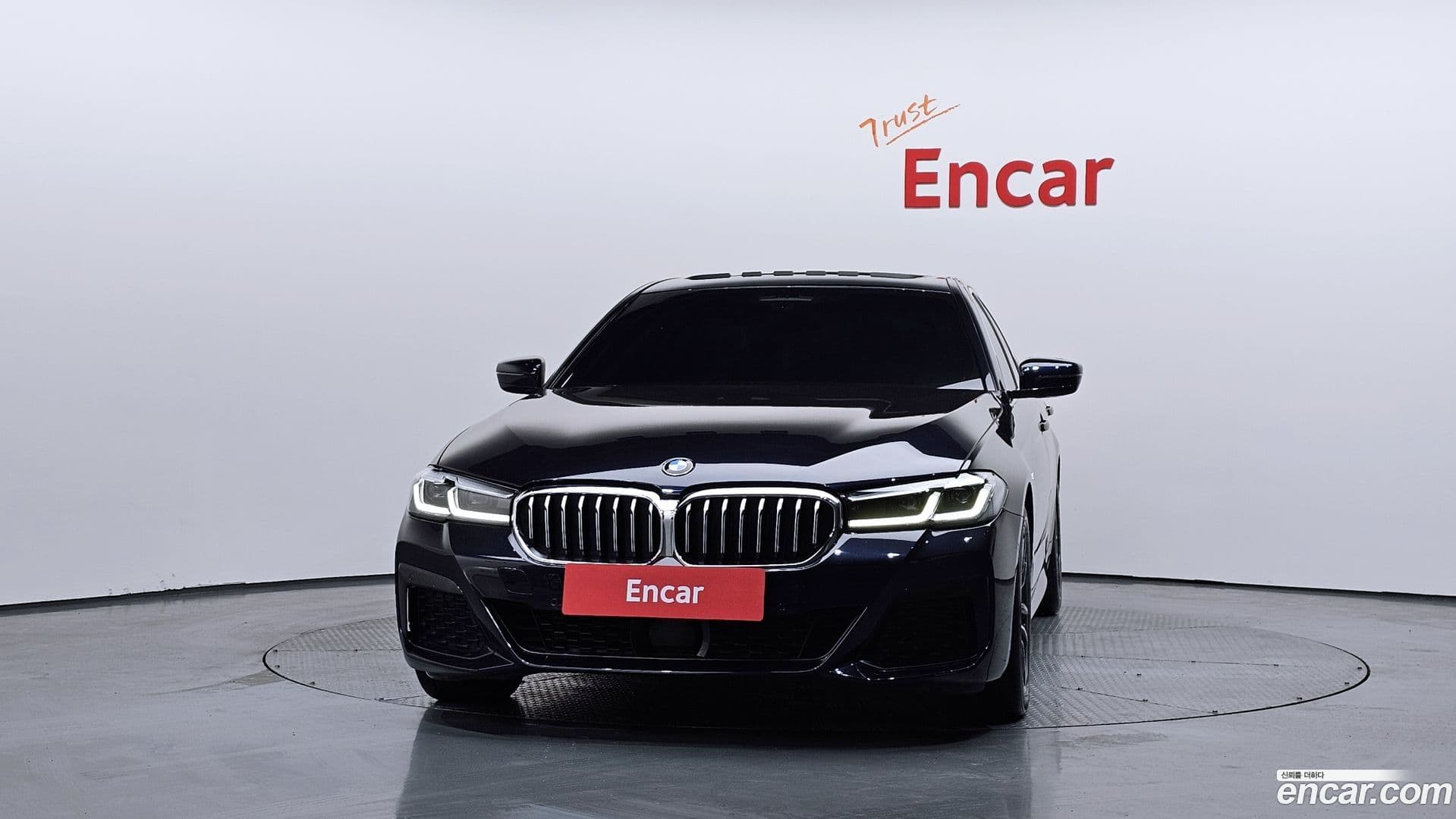 Main__Slider__Photo:5-Series BMW 2021.1-2