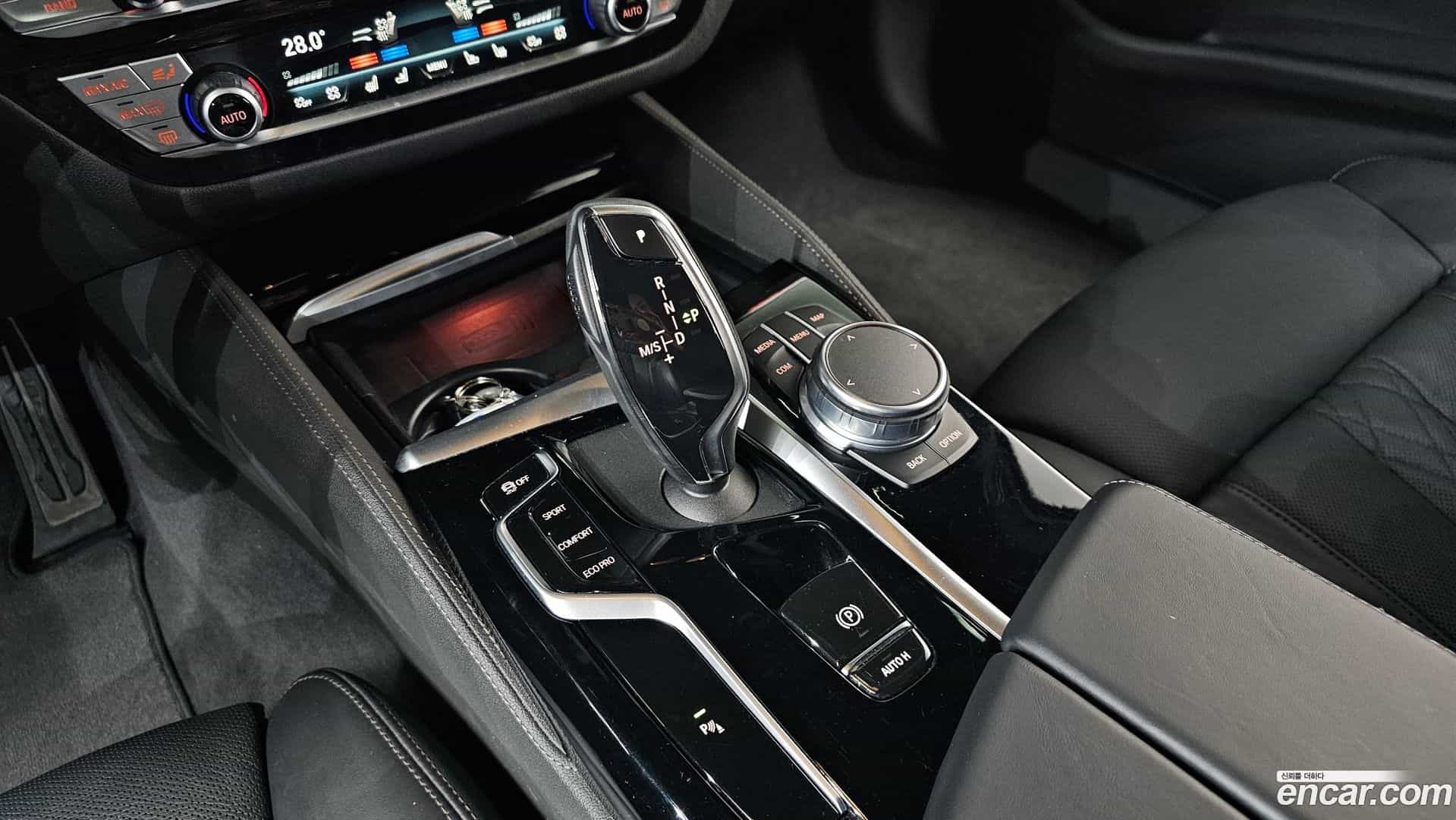 5-Series BMW 2021.1-INNER-009