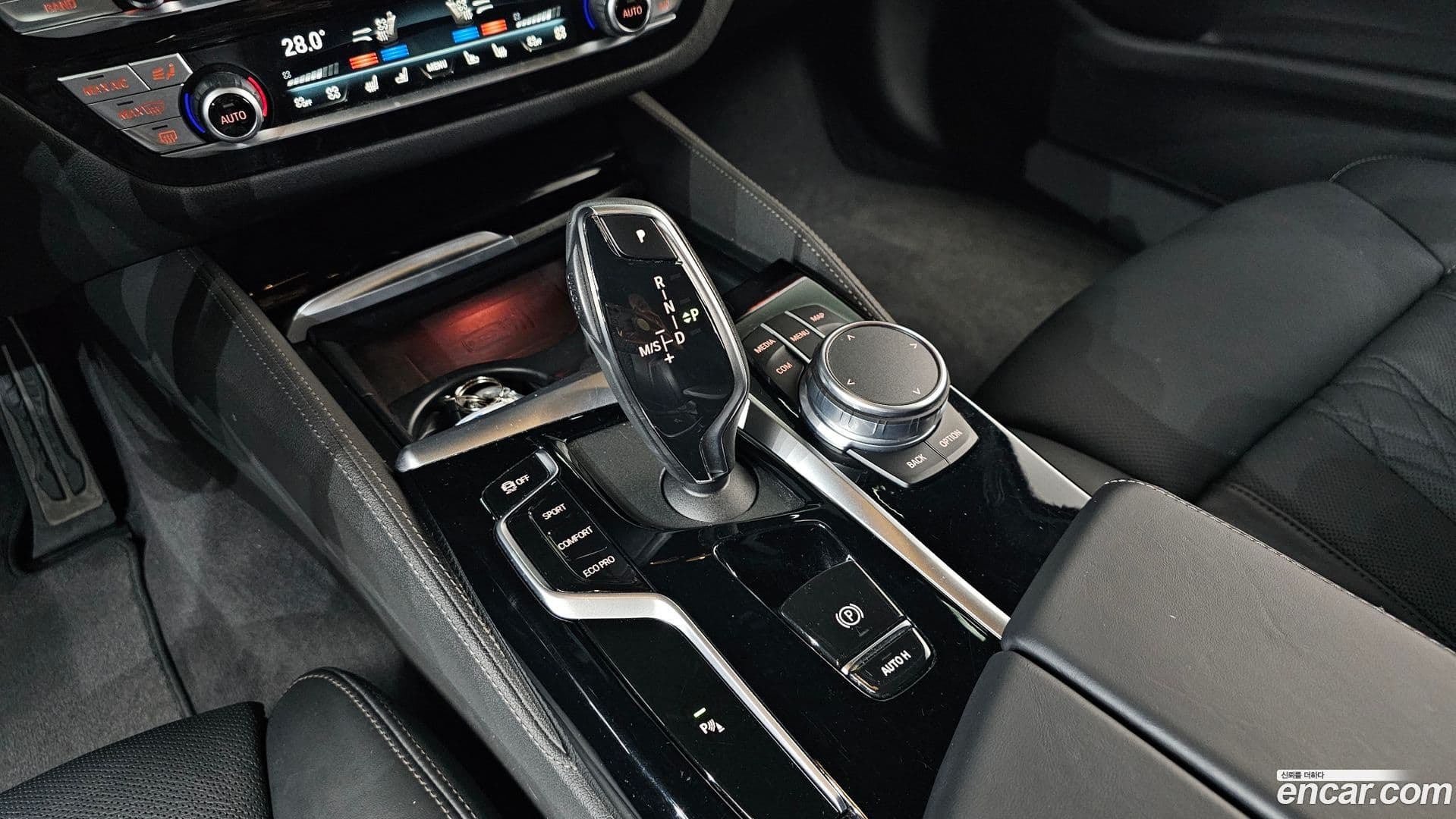 Main__Slider__Photo:5-Series BMW 2021.1-8