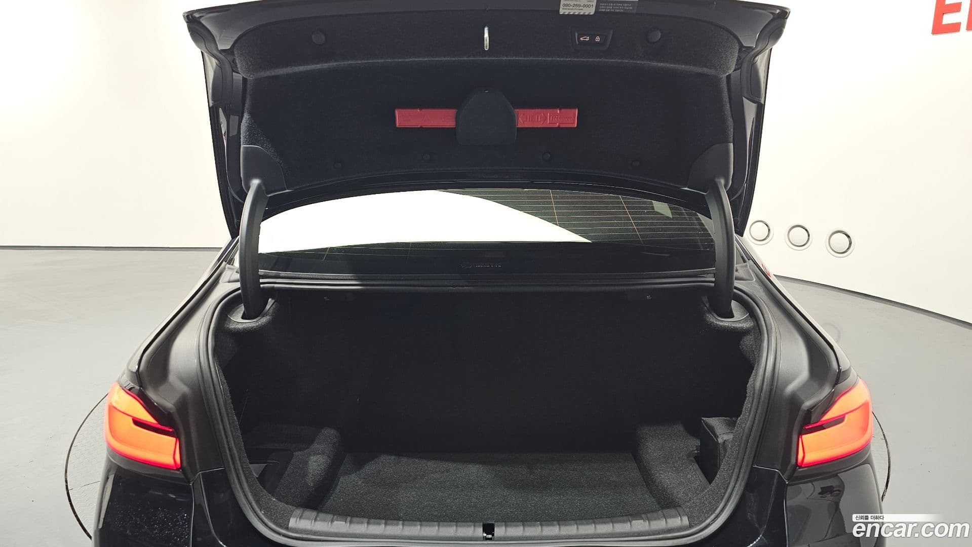 Main__Slider__Photo:5-Series BMW 2021.1-19