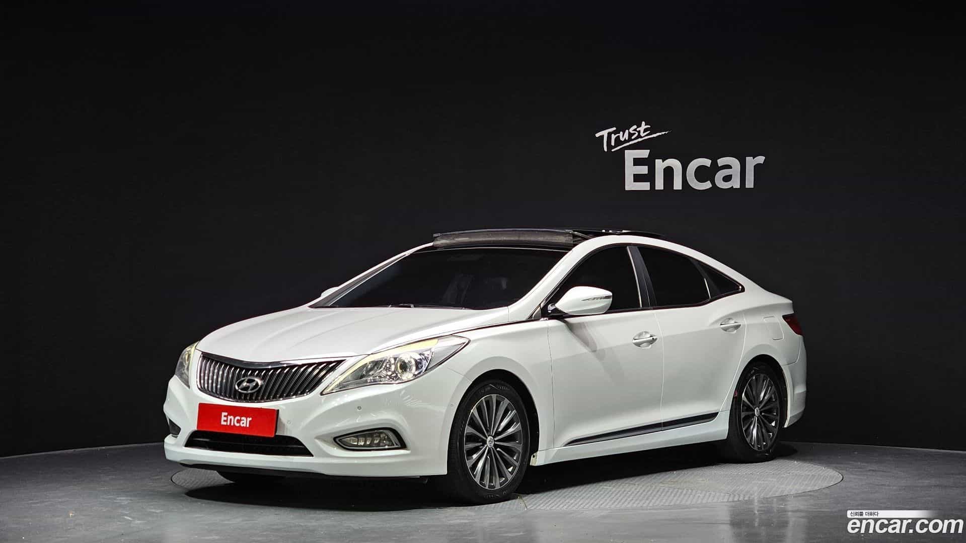 Grandeur Hyundai 2013.7-OUTER-001