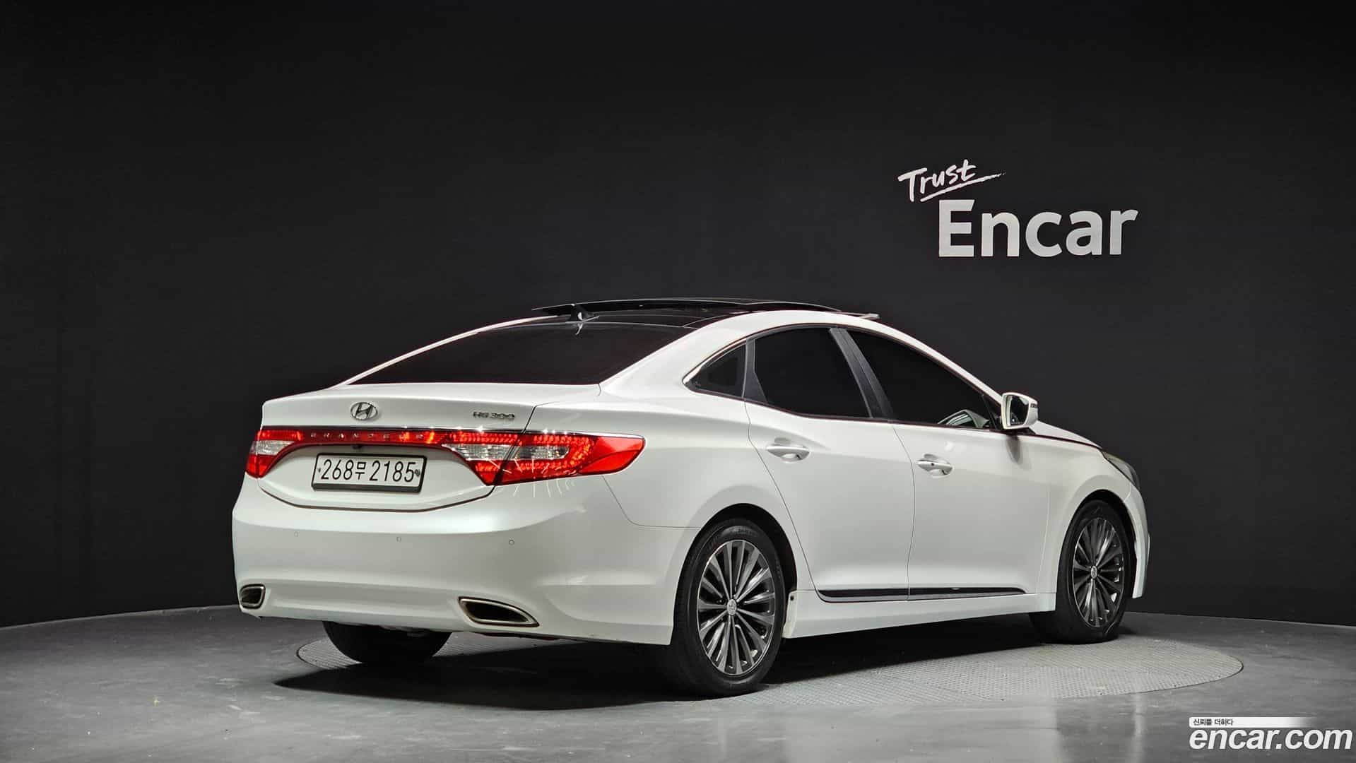 Grandeur Hyundai 2013.7-OUTER-002