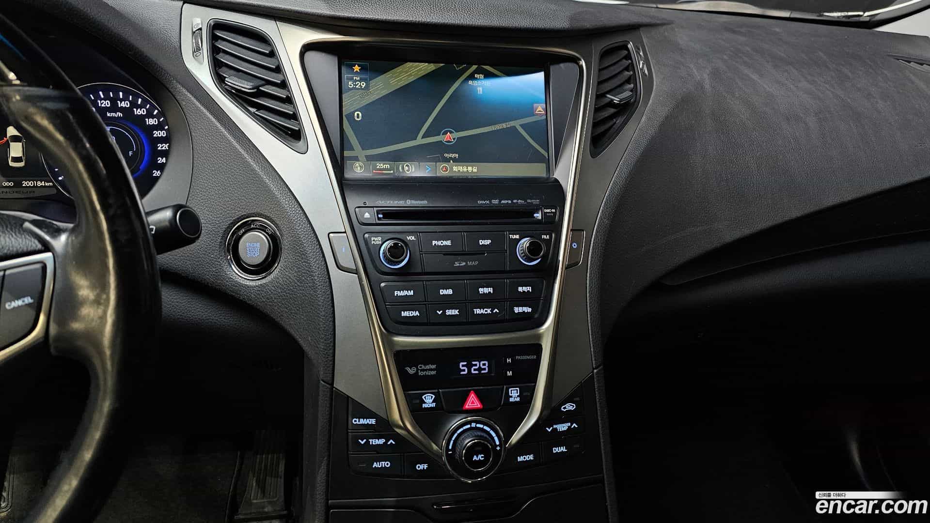 Grandeur Hyundai 2013.7-OPTION-019