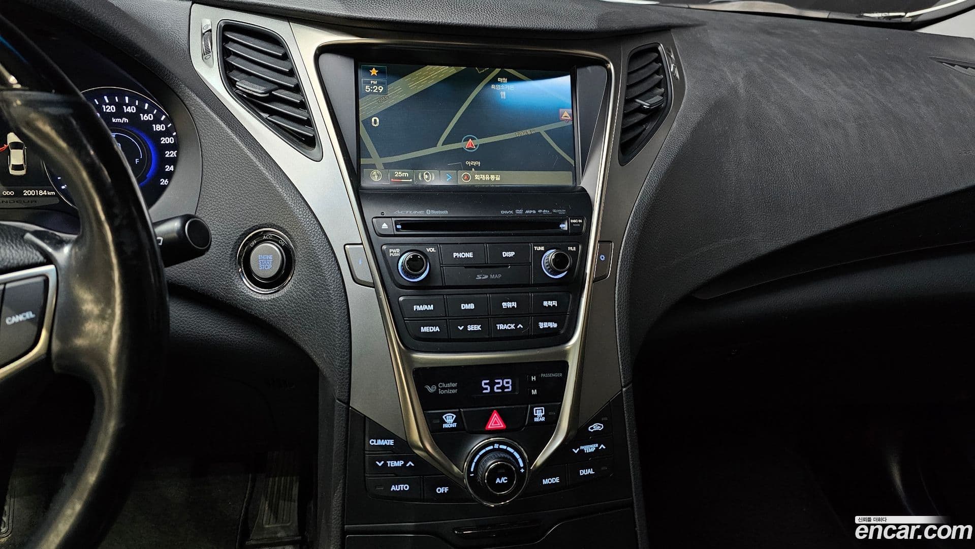 Main__Slider__Photo:Grandeur Hyundai 2013.7-14