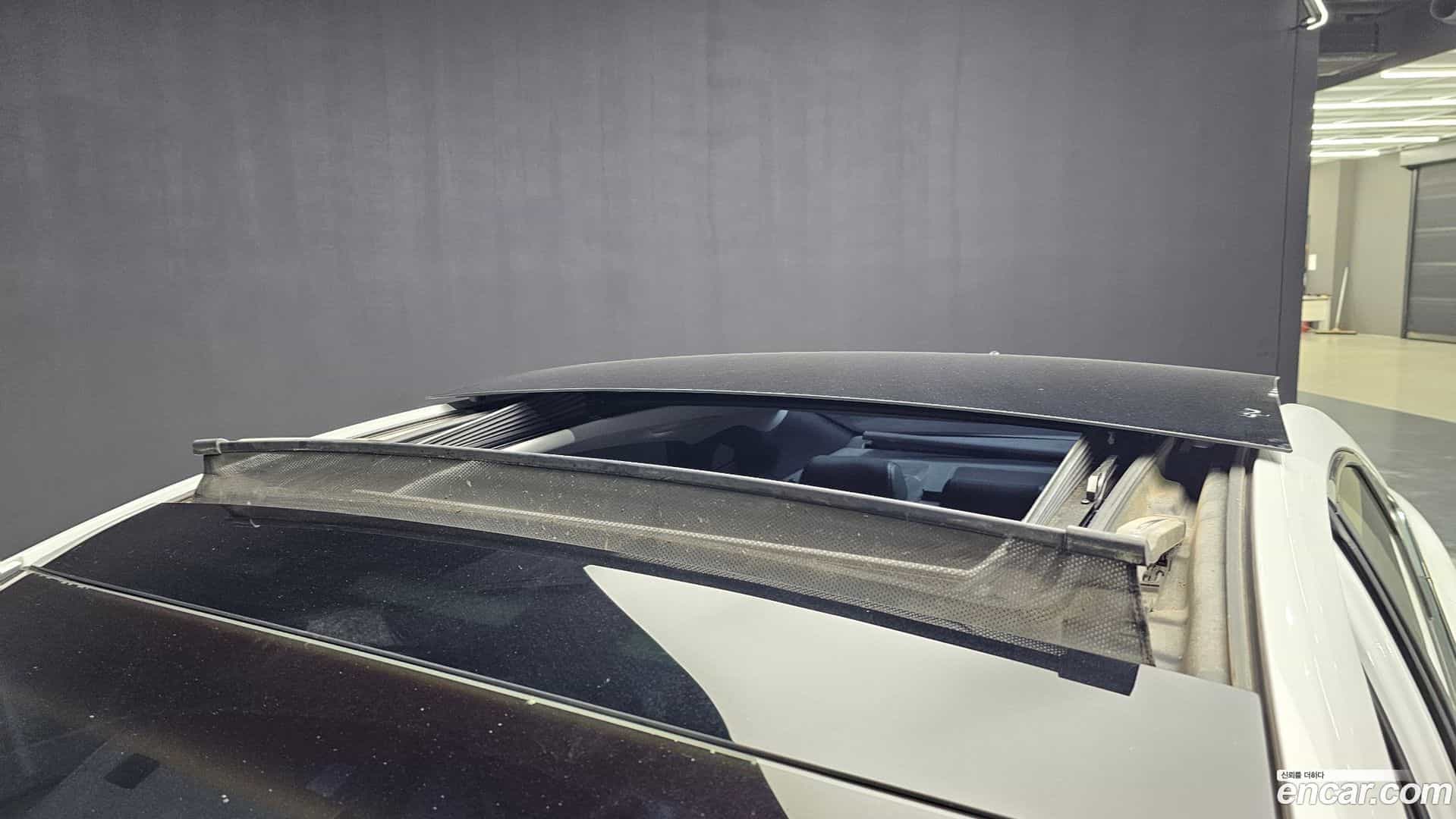 Grandeur Hyundai 2013.7-OPTION-024