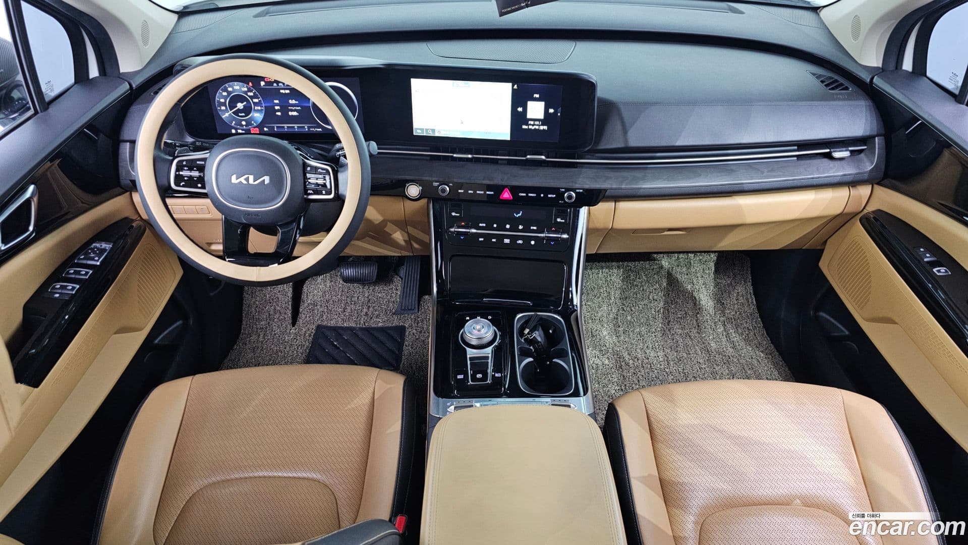 Main__Slider__Photo:Canival Kia 2022.7-6