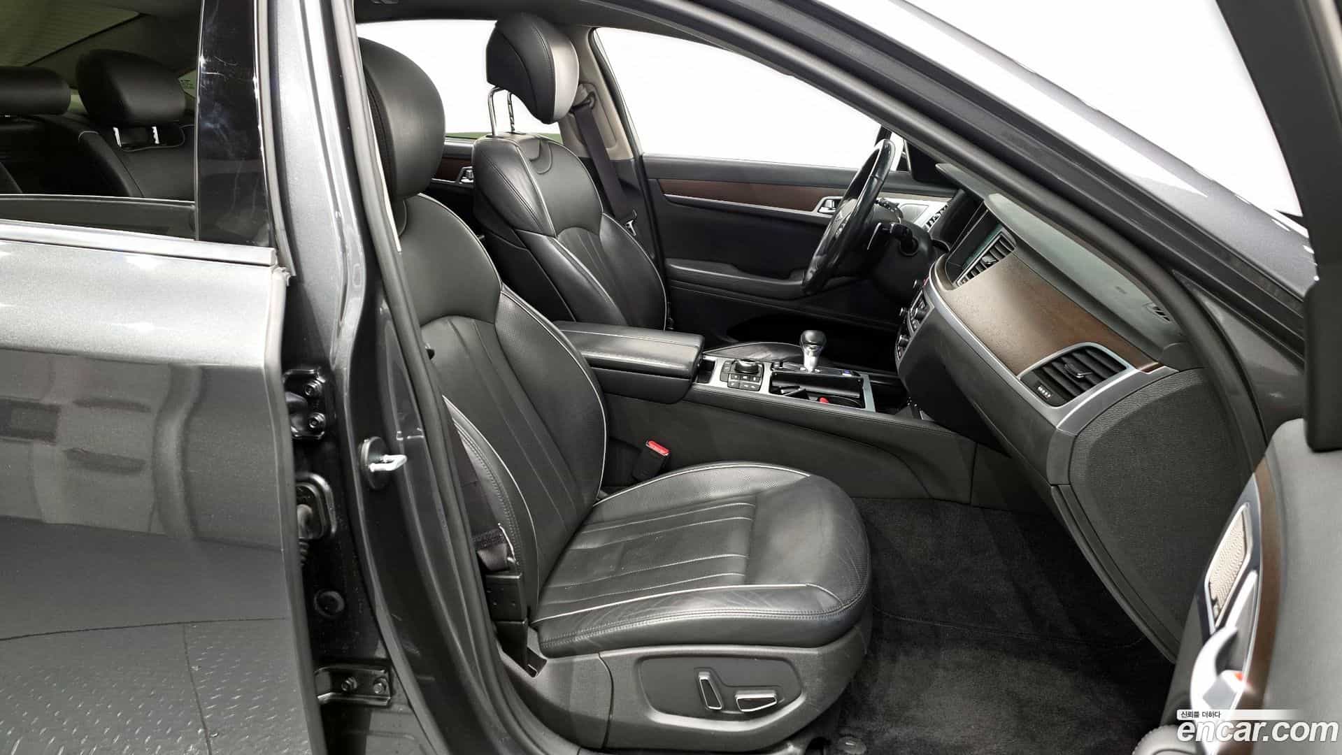 G80 Genesis 2017.2-OPTION-015