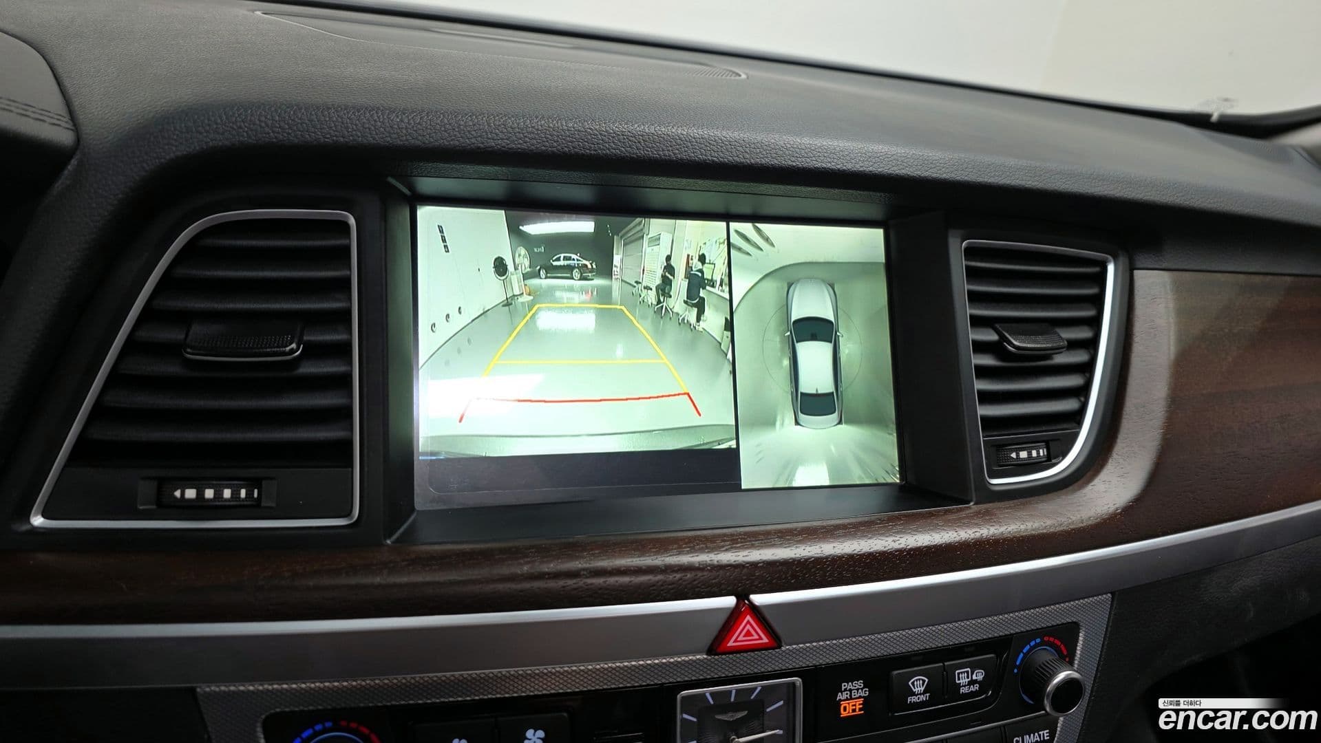 Main__Slider__Photo:G80 Genesis 2017.2-14