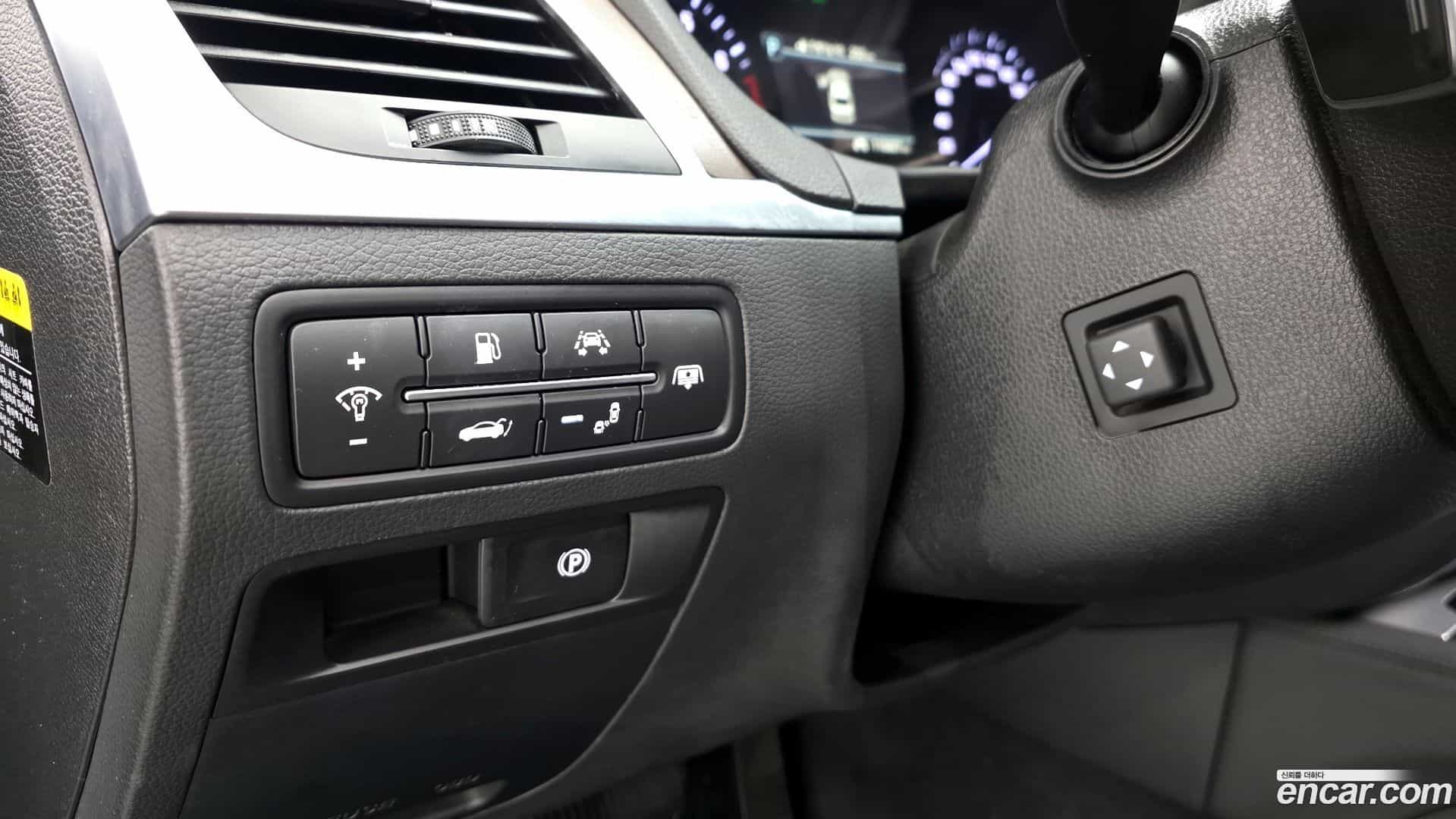 G80 Genesis 2017.2-OPTION-020