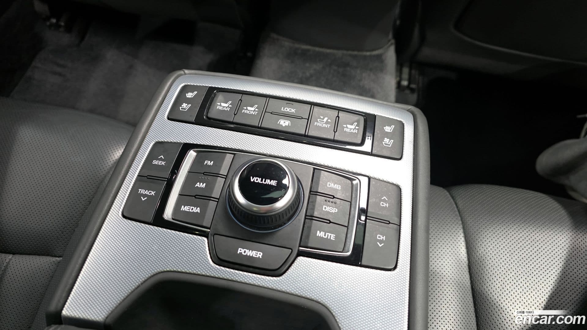 Main__Slider__Photo:G80 Genesis 2017.2-18