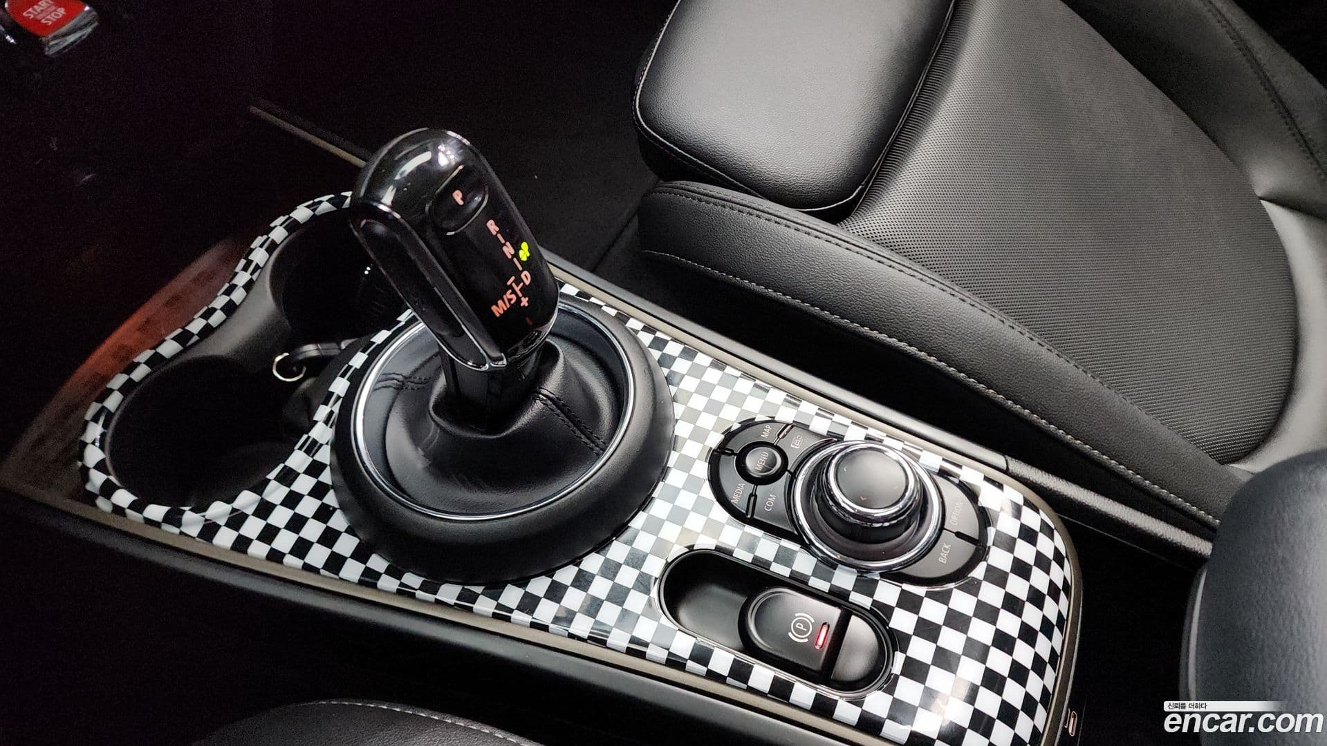 Main__Slider__Photo:Countryman Mini 2022.11-8