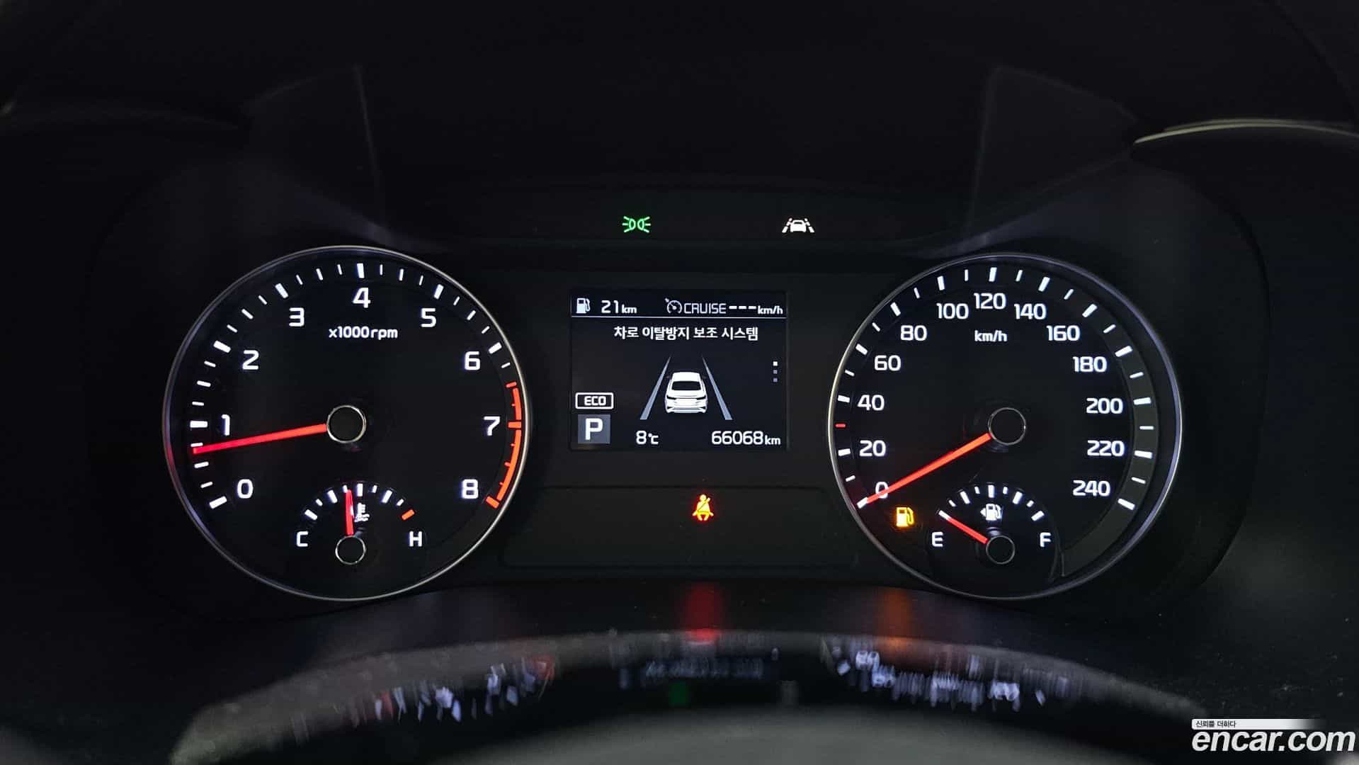 K3 Kia 2019.0-INNER-008