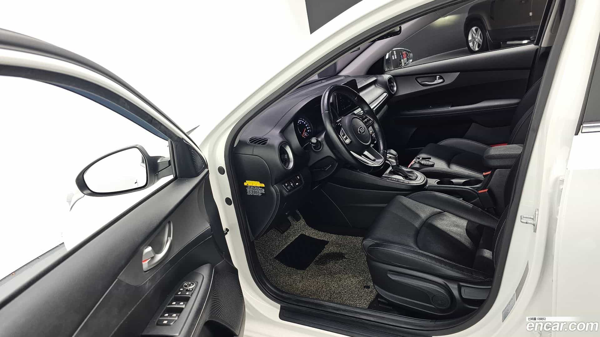 K3 Kia 2019.0-INNER-010