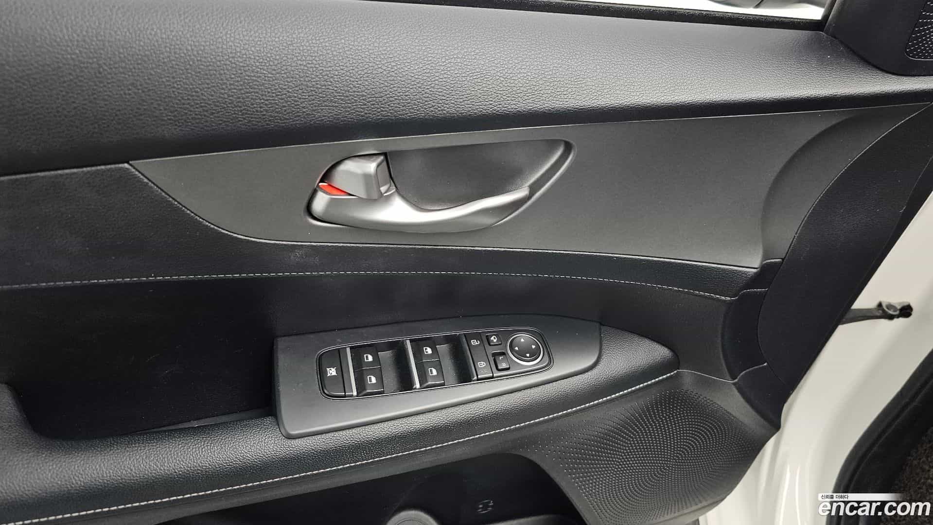 K3 Kia 2019.0-OPTION-020