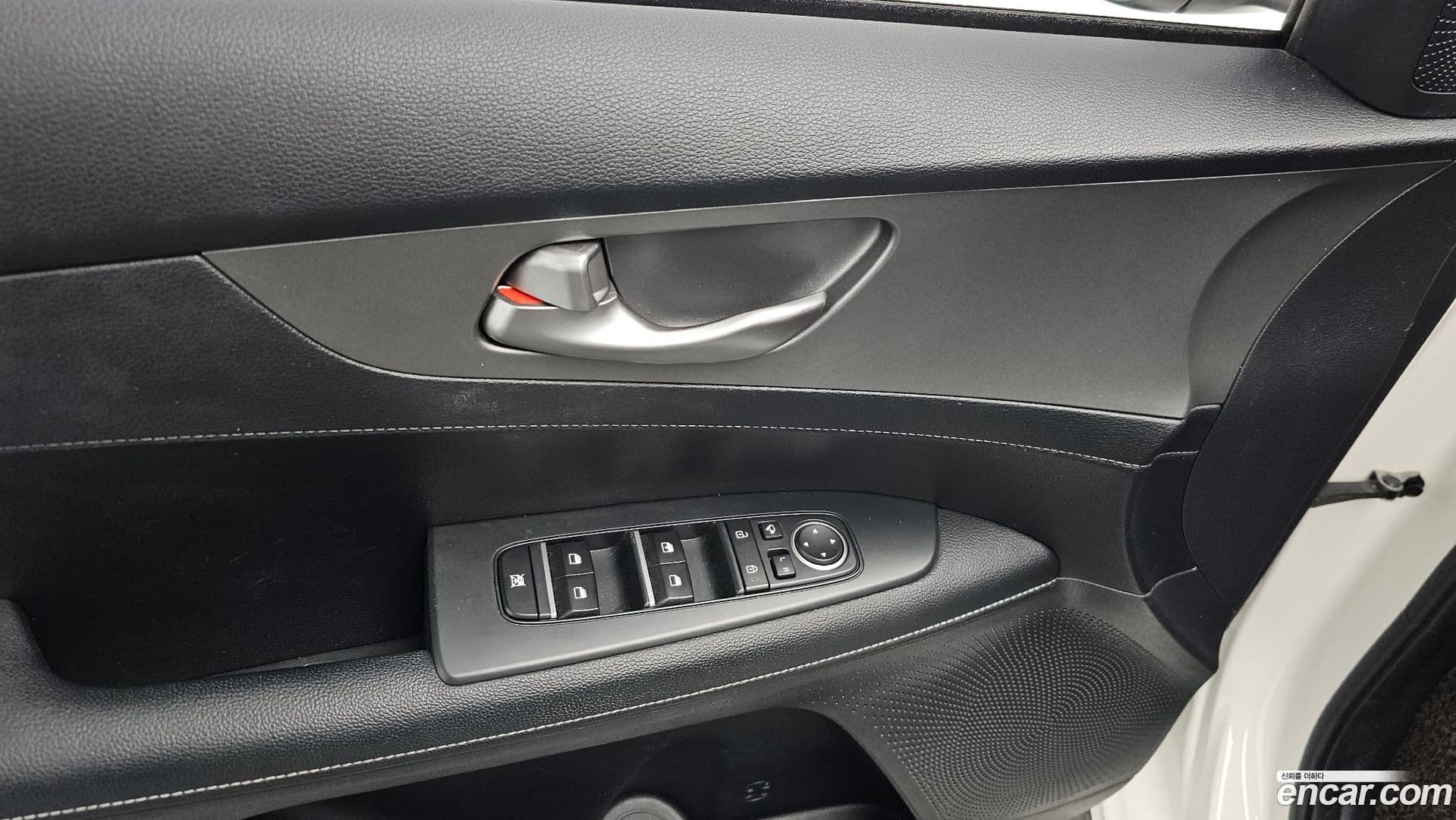 Main__Slider__Photo:K3 Kia 2019.0-15