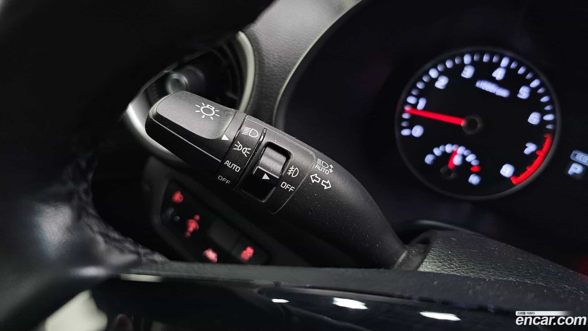 K3 Kia 2019.0-OPTION-022