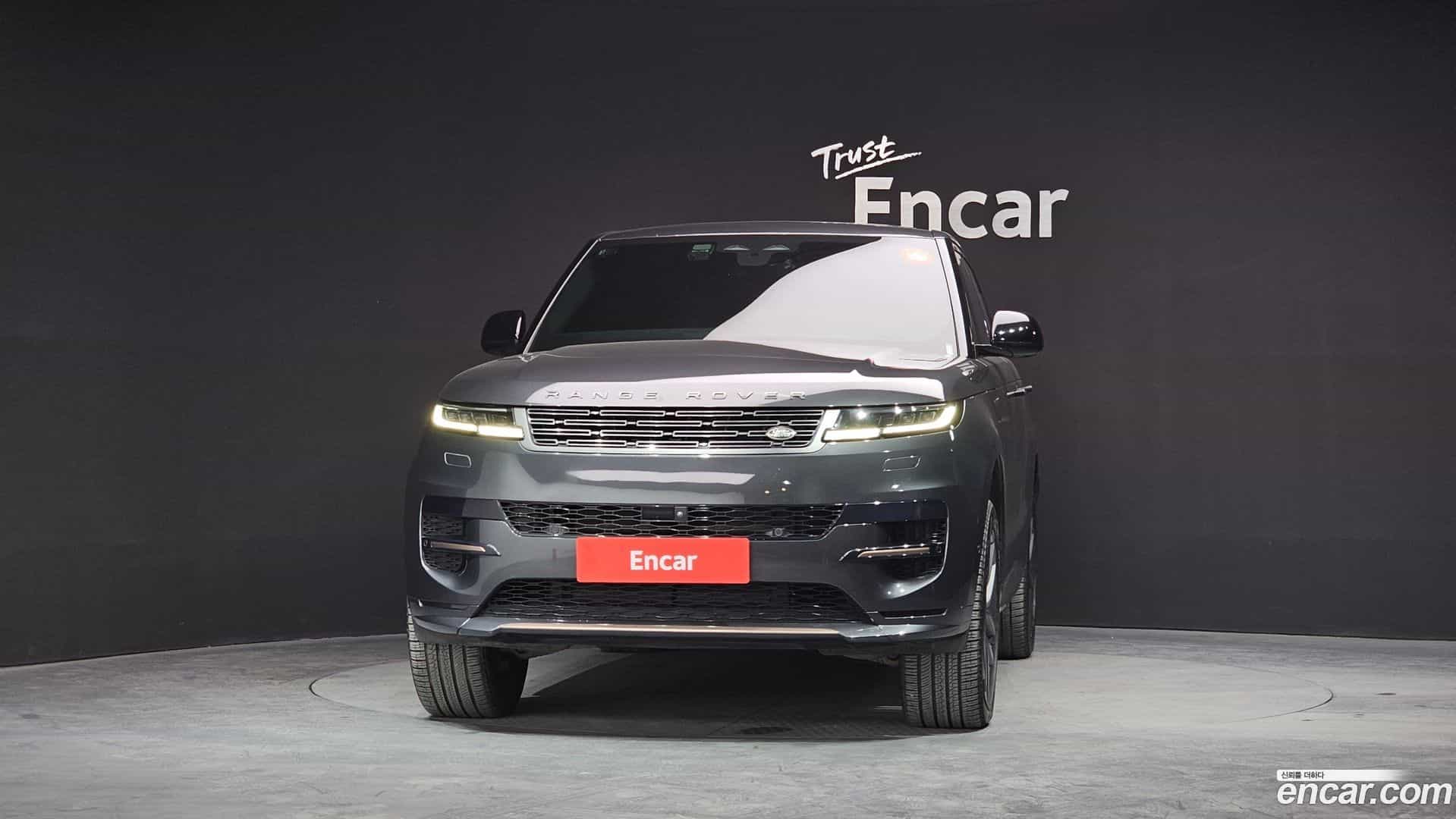 Range Rover Sport Land Rover 2023.0-OUTER-003