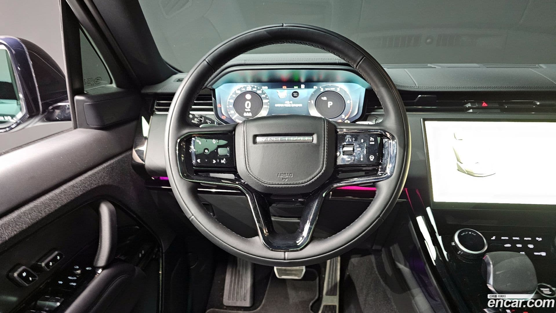 Main__Slider__Photo:Range Rover Sport Land Rover 2023.0-12