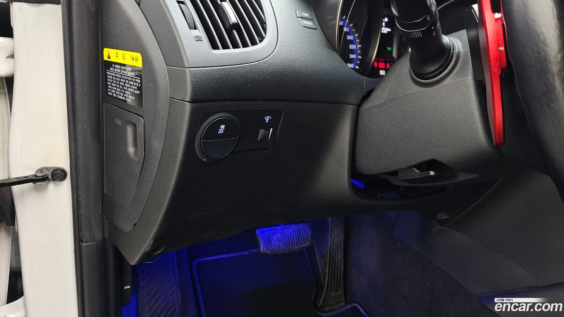 Main__Slider__Photo:Genesis Hyundai 2012.5-15